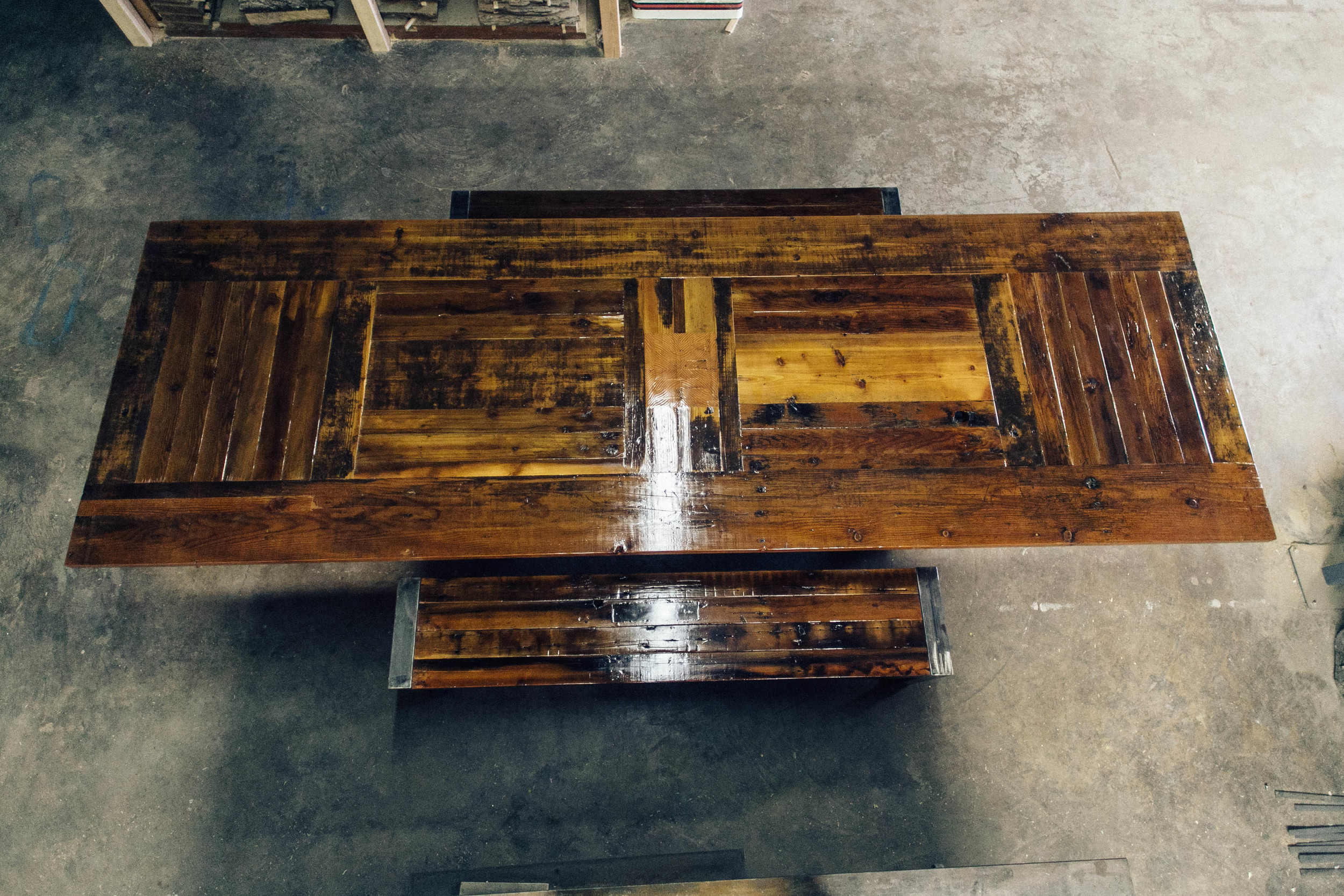 barnwood_diningtable_crawford20141113_0007.jpg