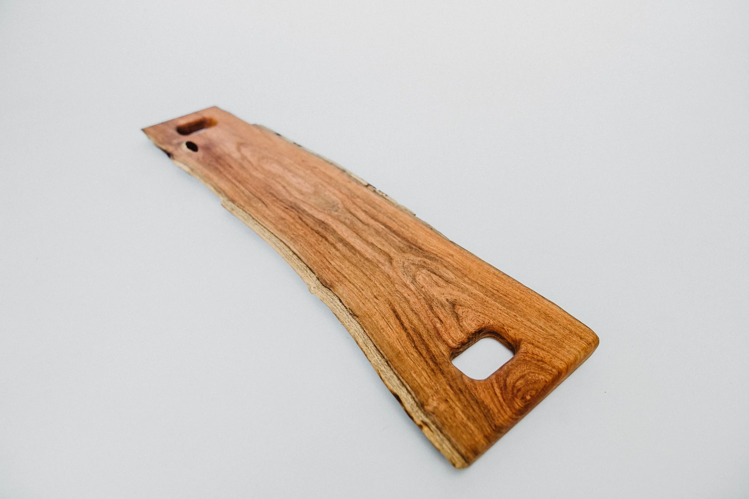 kitchenboard_liveedge_mesquite_0073.jpg