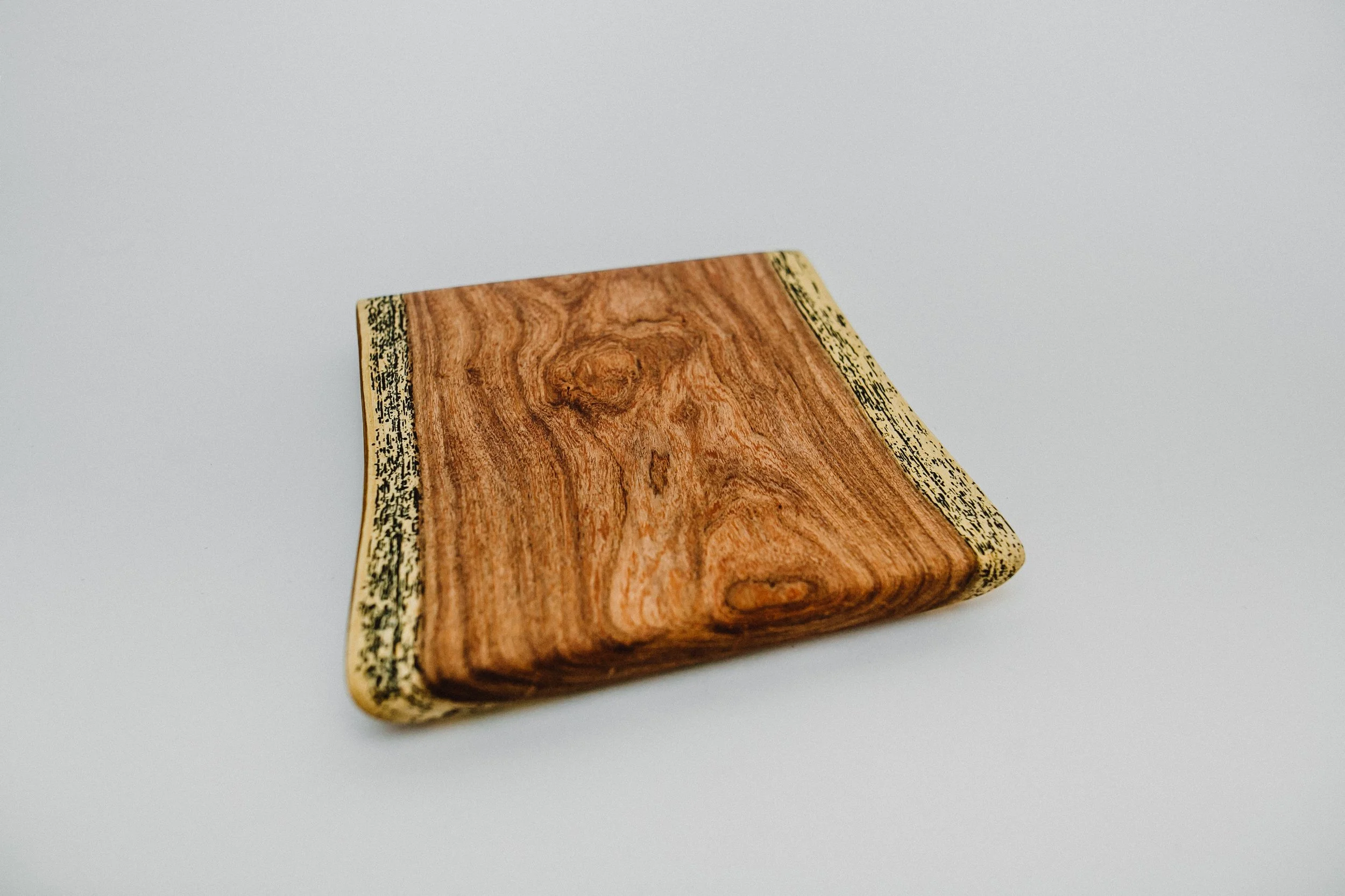 kitchenboard_liveedge_mesquite_0062.jpg
