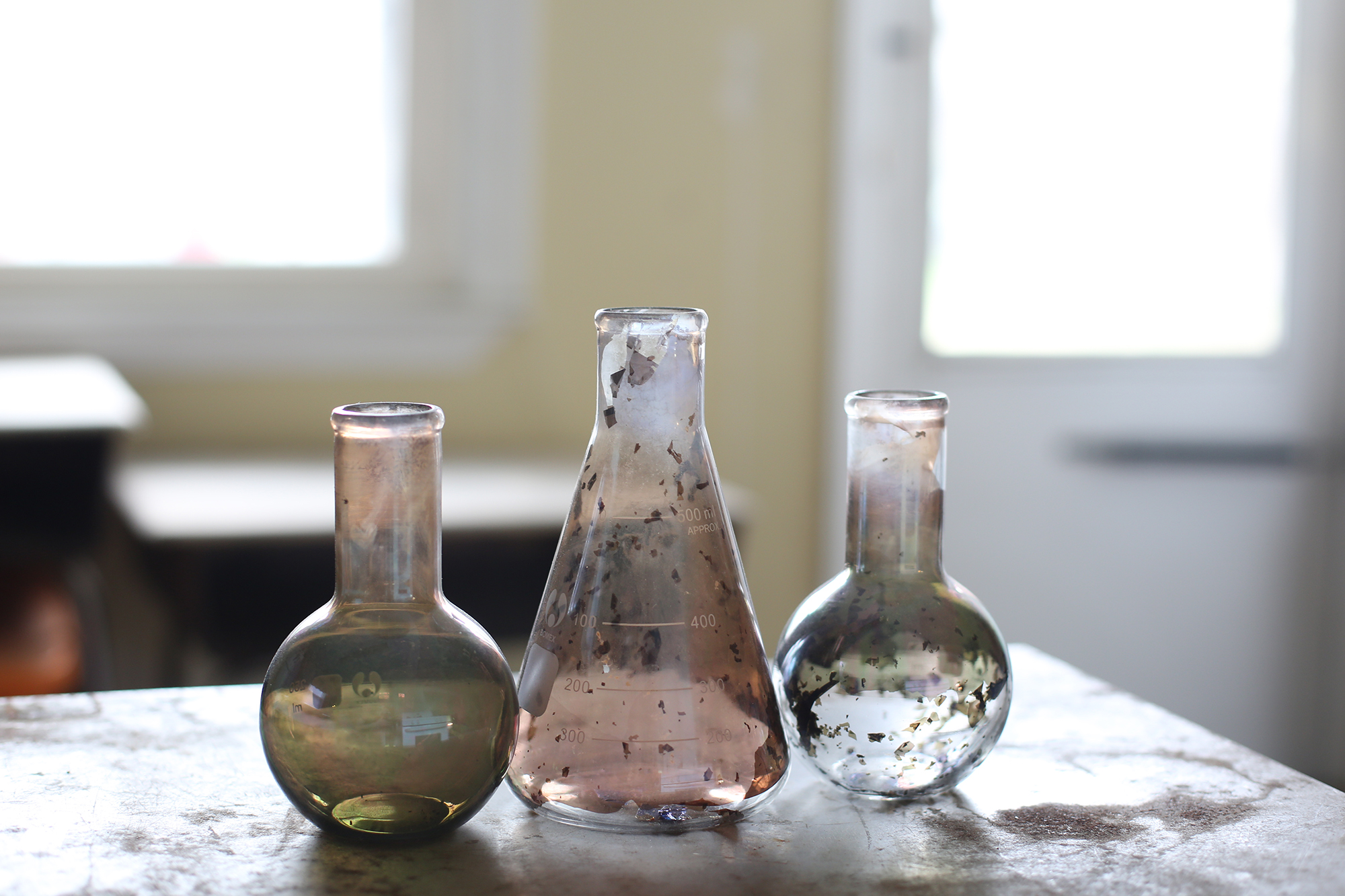 Salvaged chemistry beakers 