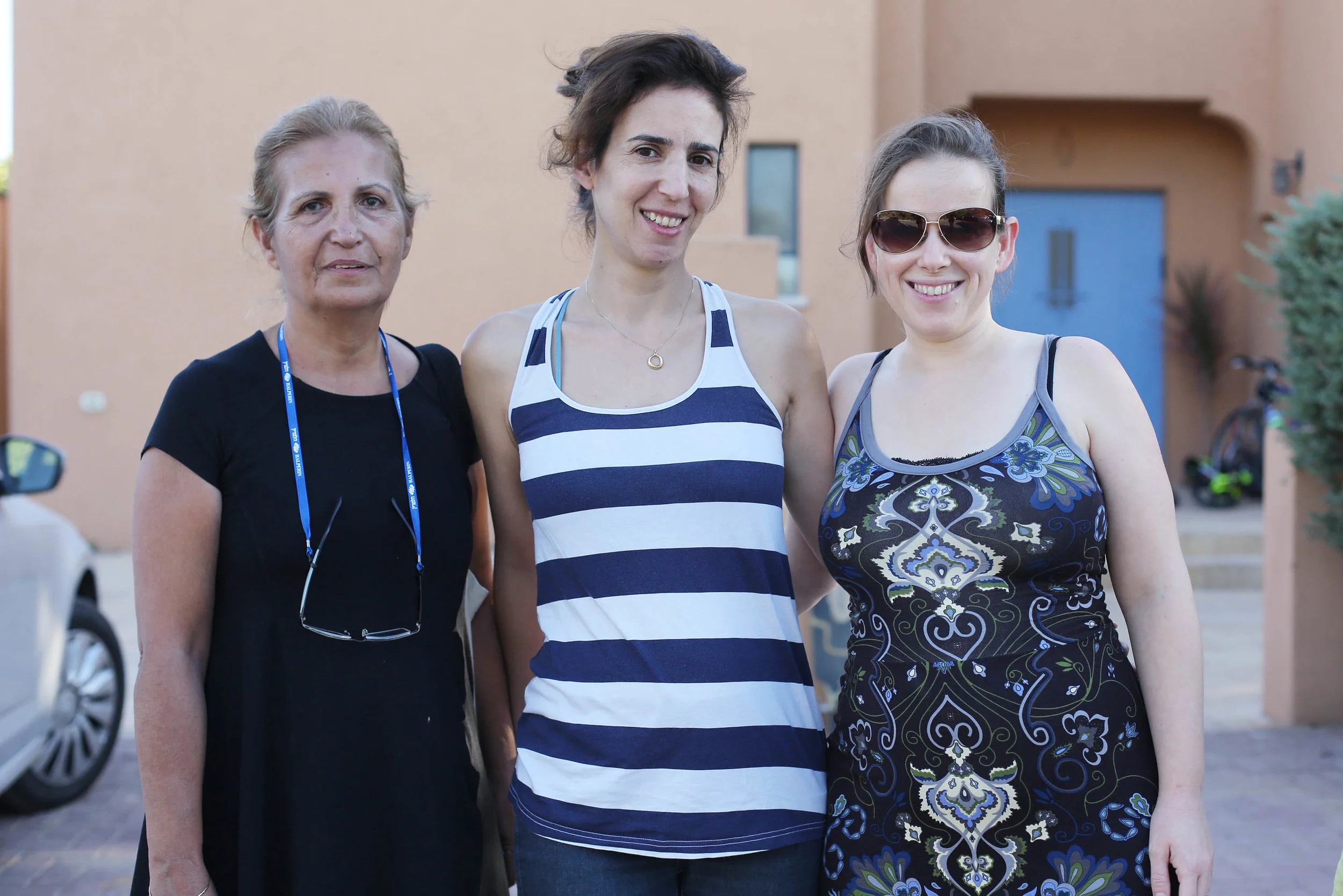 Haviv ladies, Ilana, Meirav and Bat-chen (mom of Ya'ir and their newest baby Shahar (dawn)--congratulations to you and Yinnon!)
