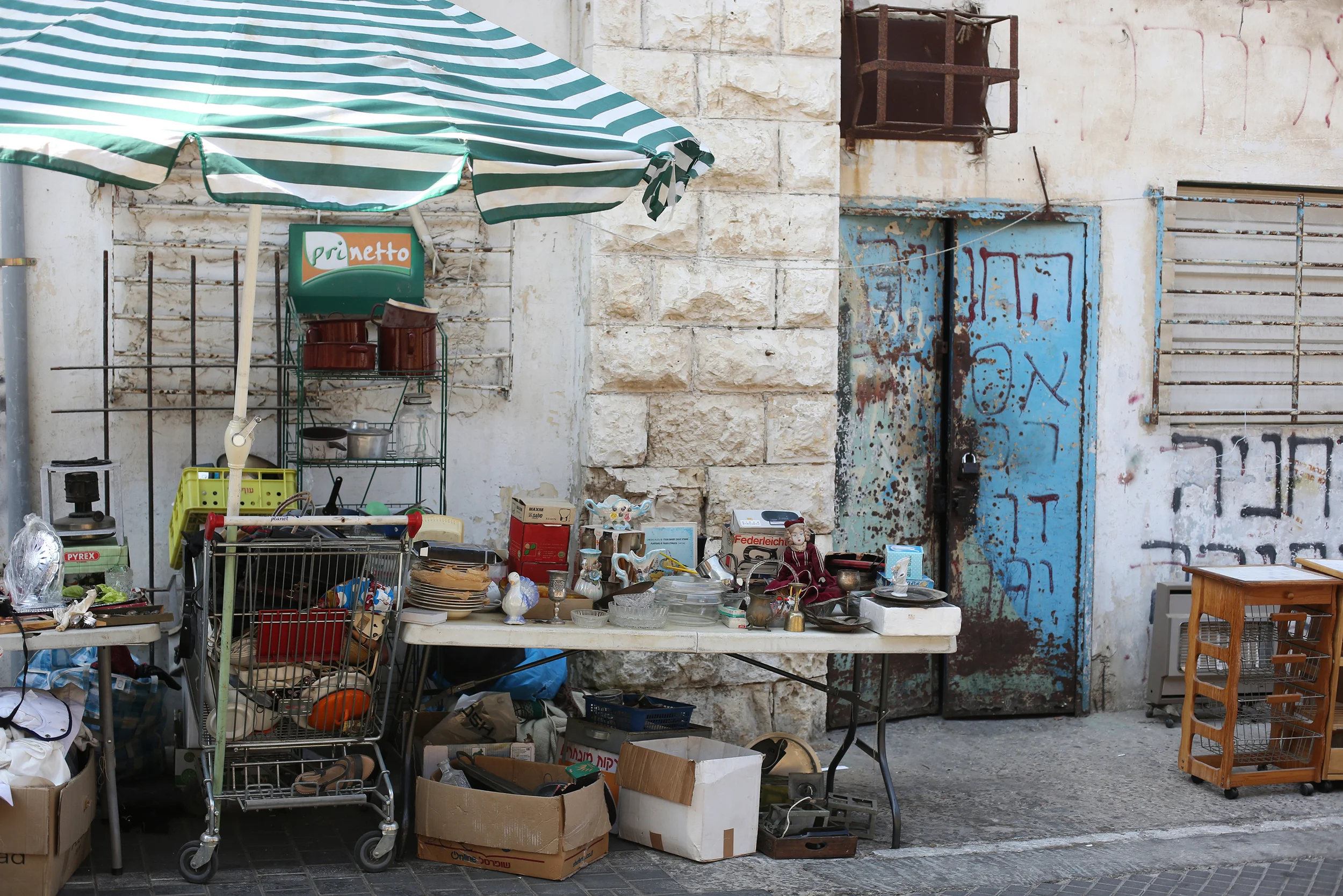 a trip to the old market in Jaffa yields a series of colors and textures.