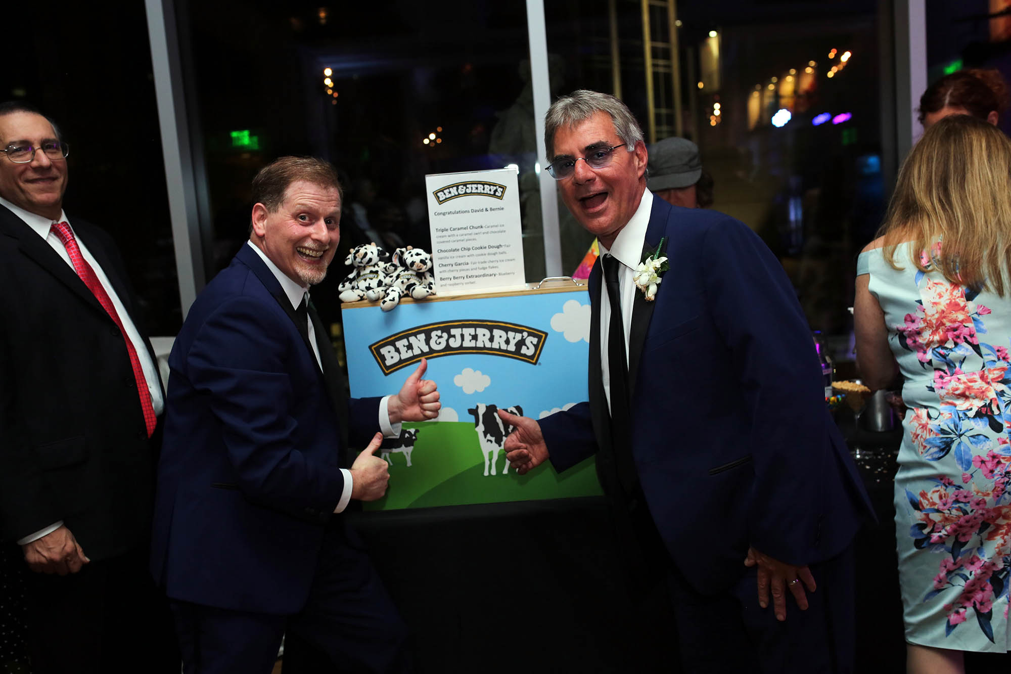 David runs a ben & jerry's in LA so he surprised his guests with an Ice Cream bar to wrap up the evening, yum!!