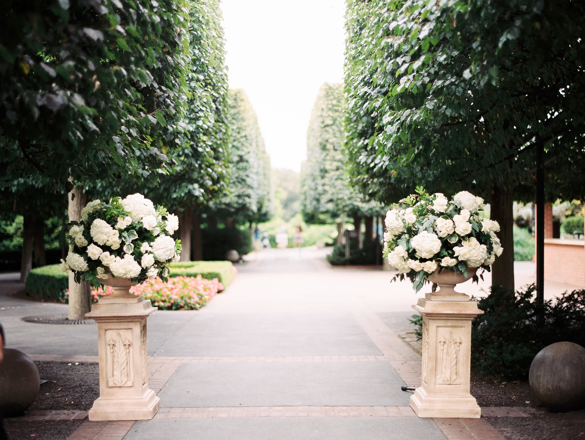 kristin-la-voie-photography-Chicago-Botanic-Garden-Wedding-701.jpg