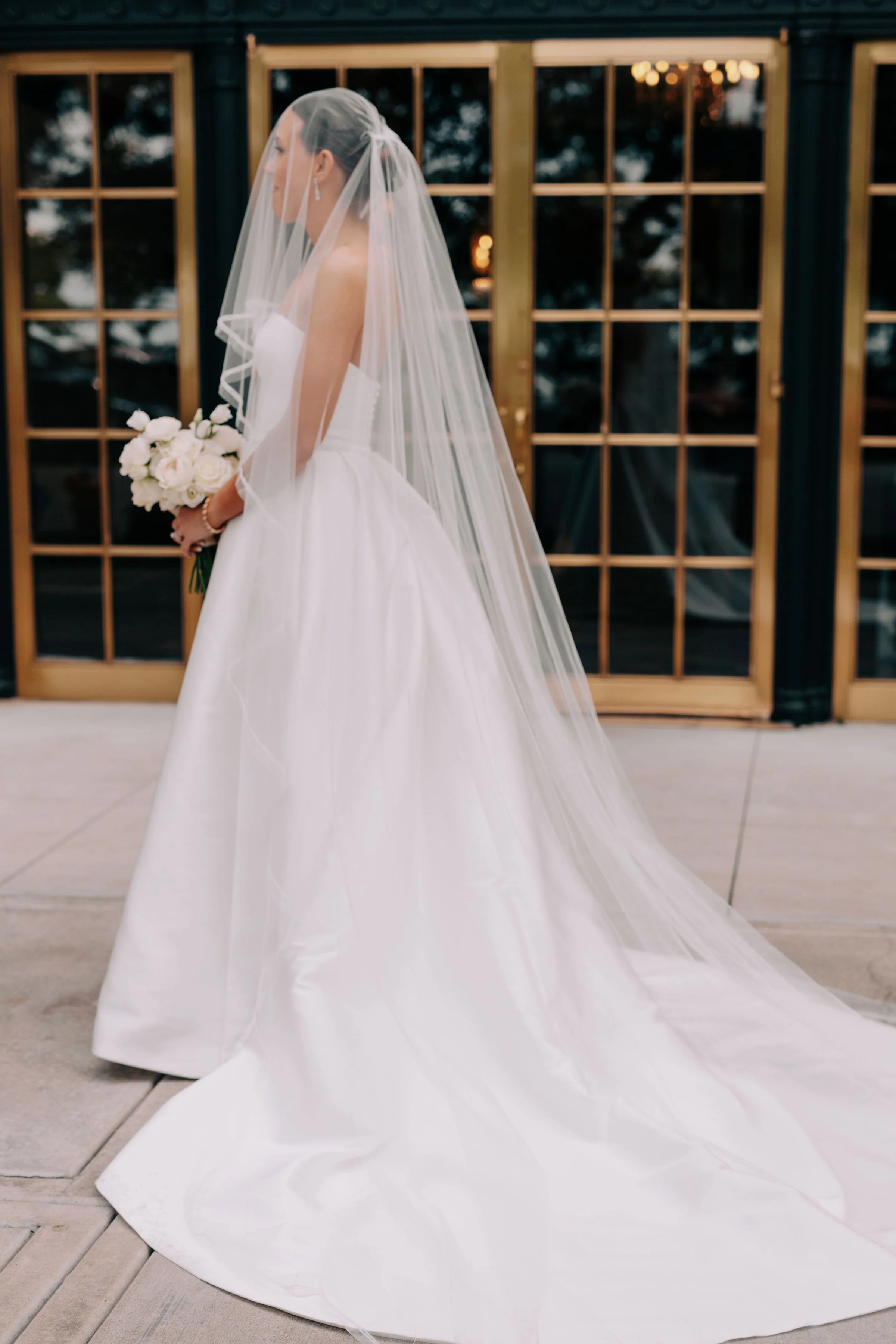 Brittany&BlakePREVIEWS-29.jpg