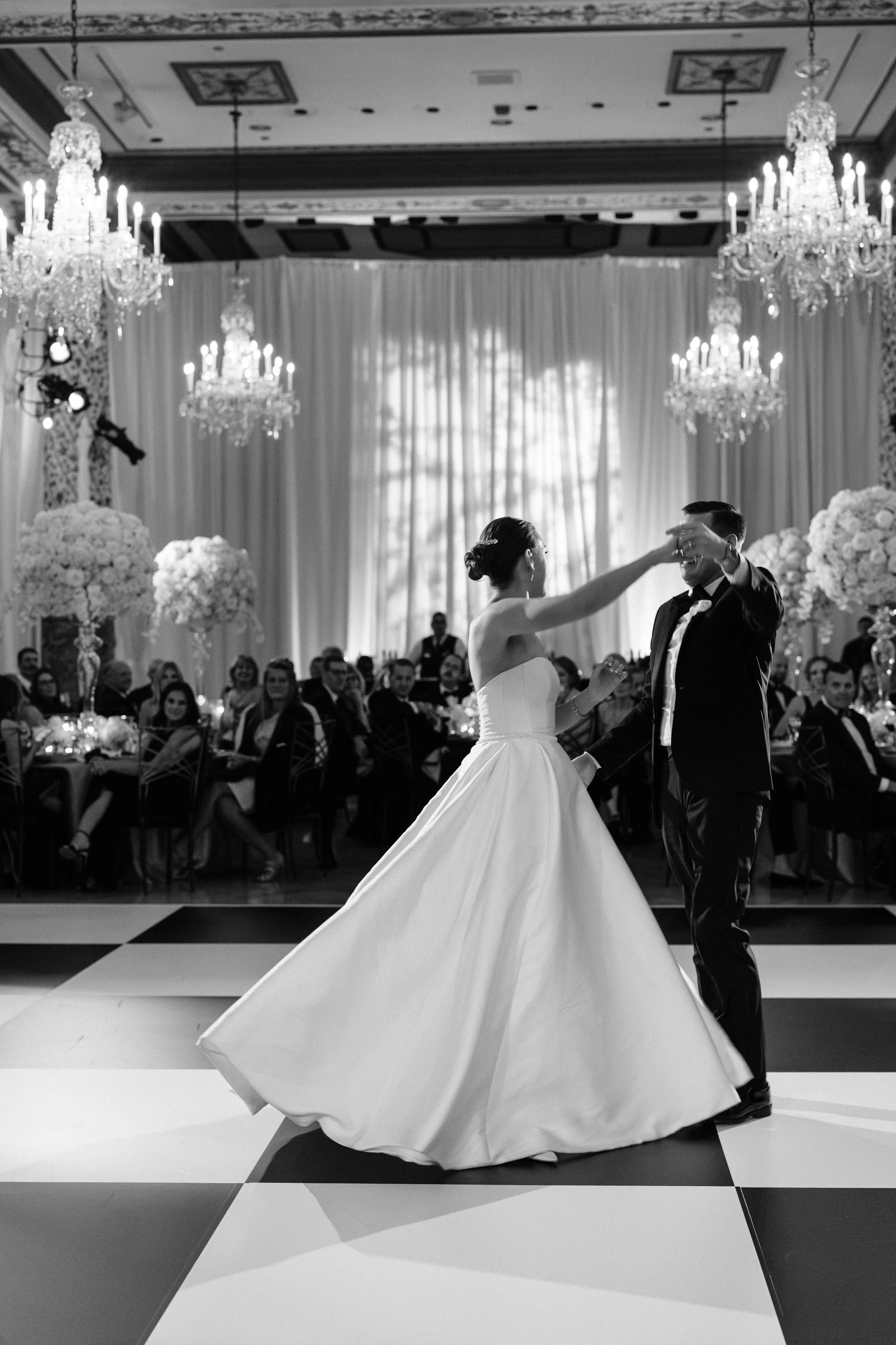 Brittany&BlakePREVIEWS-104.jpg