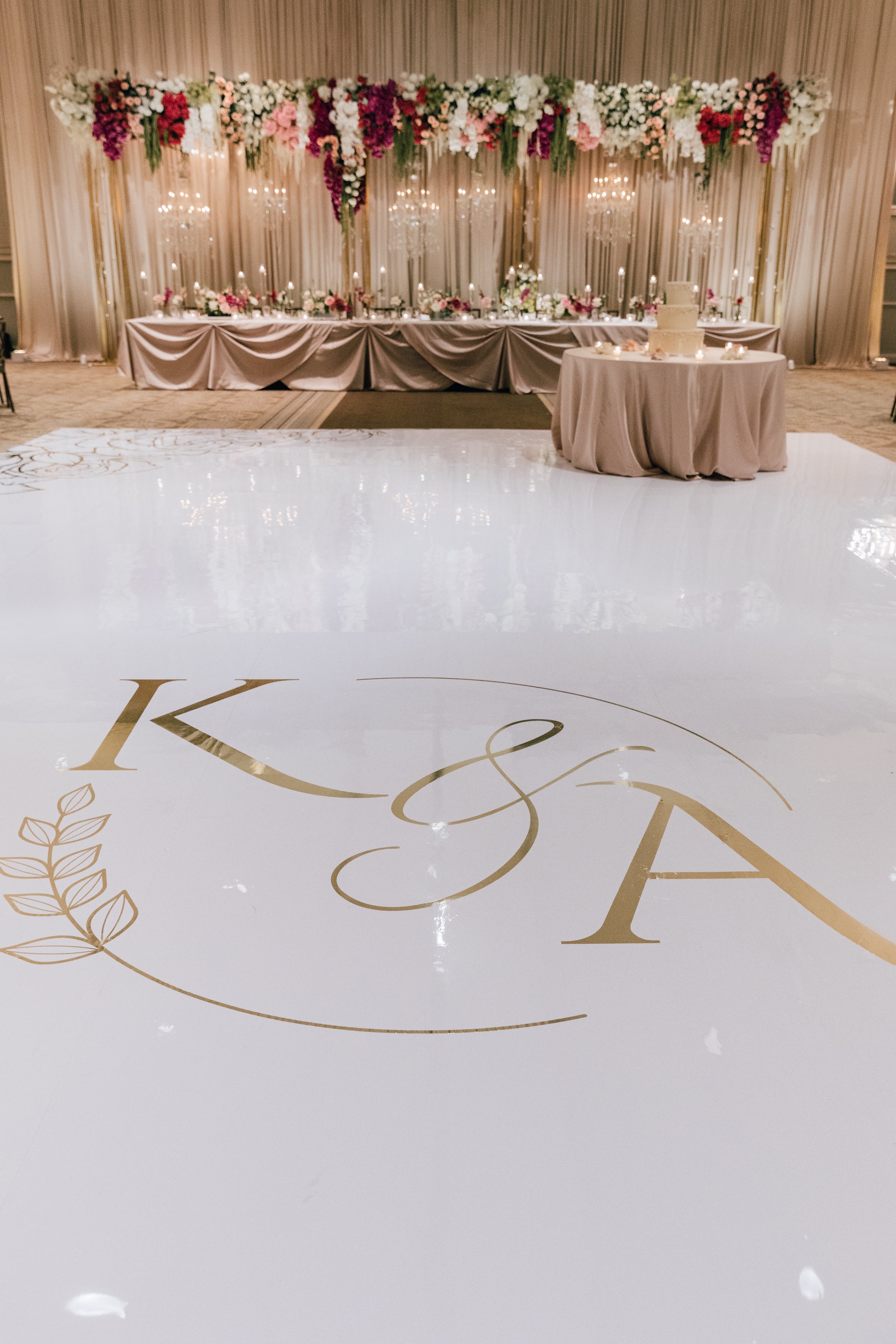 Chicago-wedding-photographers-Maha-Studios-Kelly-Aneesh-Reception-193.JPG