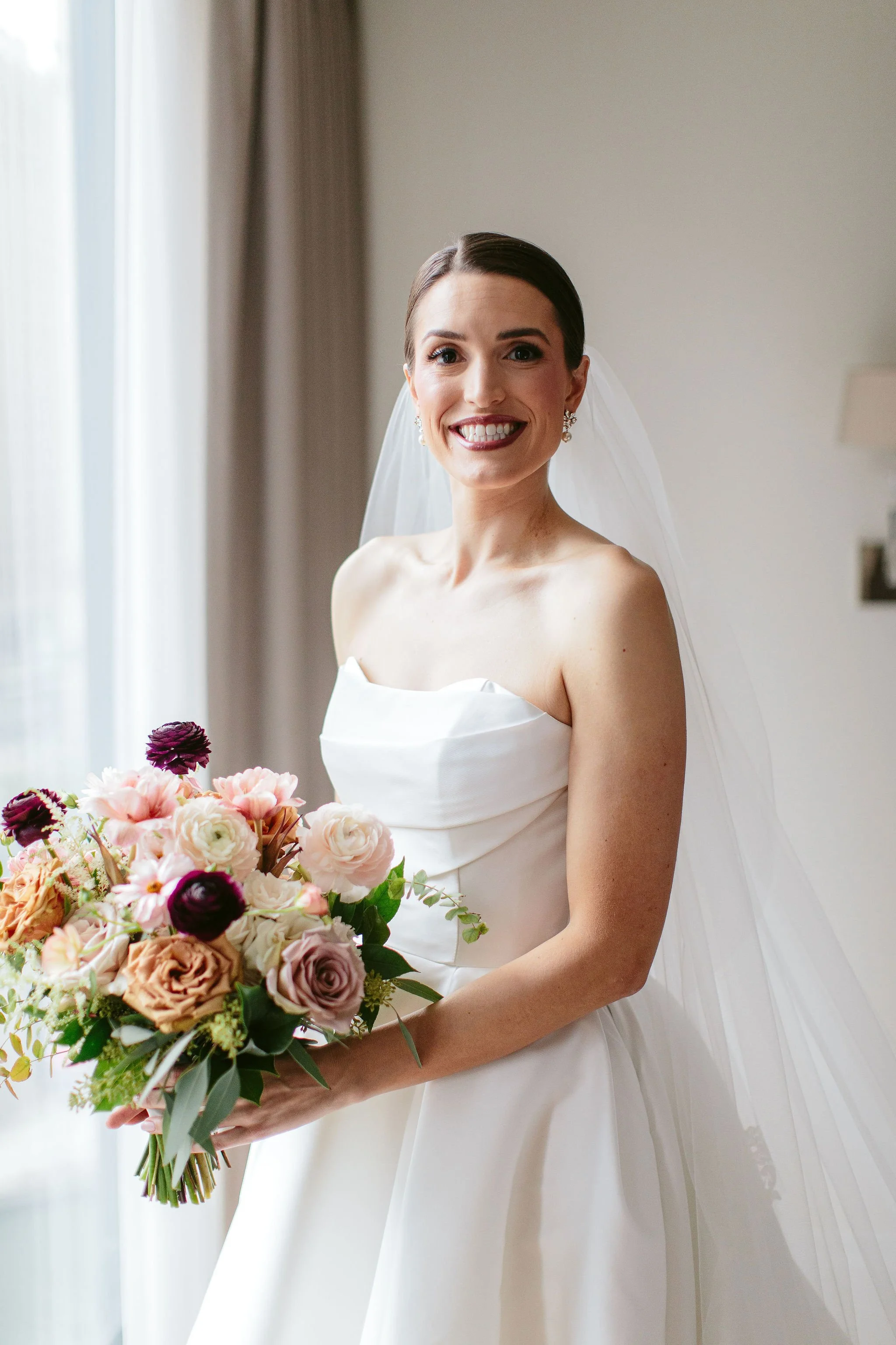 NicodemCreative-Maddie+AndrewWedding-TheOldPostOfficeChicago-296.jpg