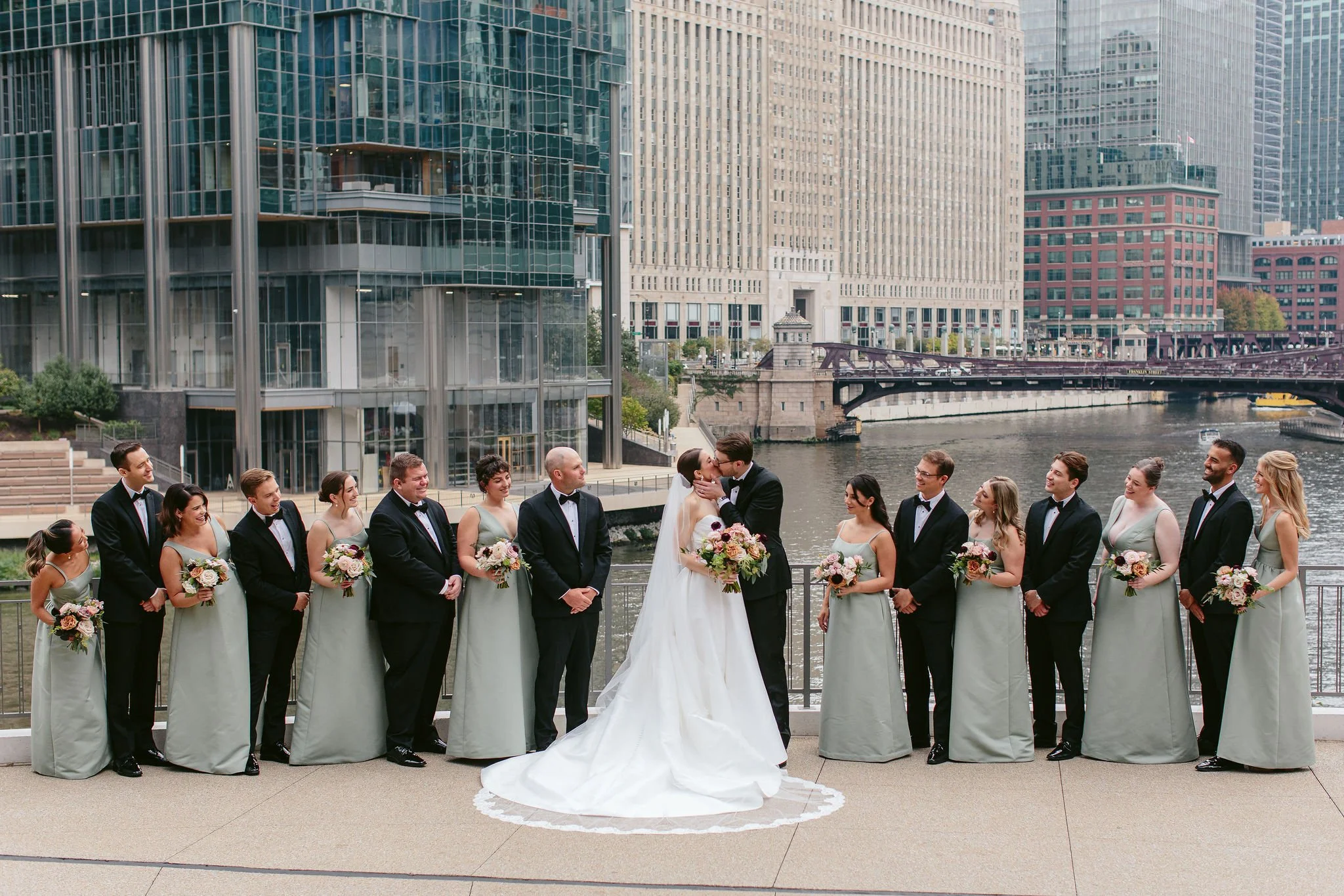 NicodemCreative-Maddie+AndrewWedding-TheOldPostOfficeChicago-411.jpg