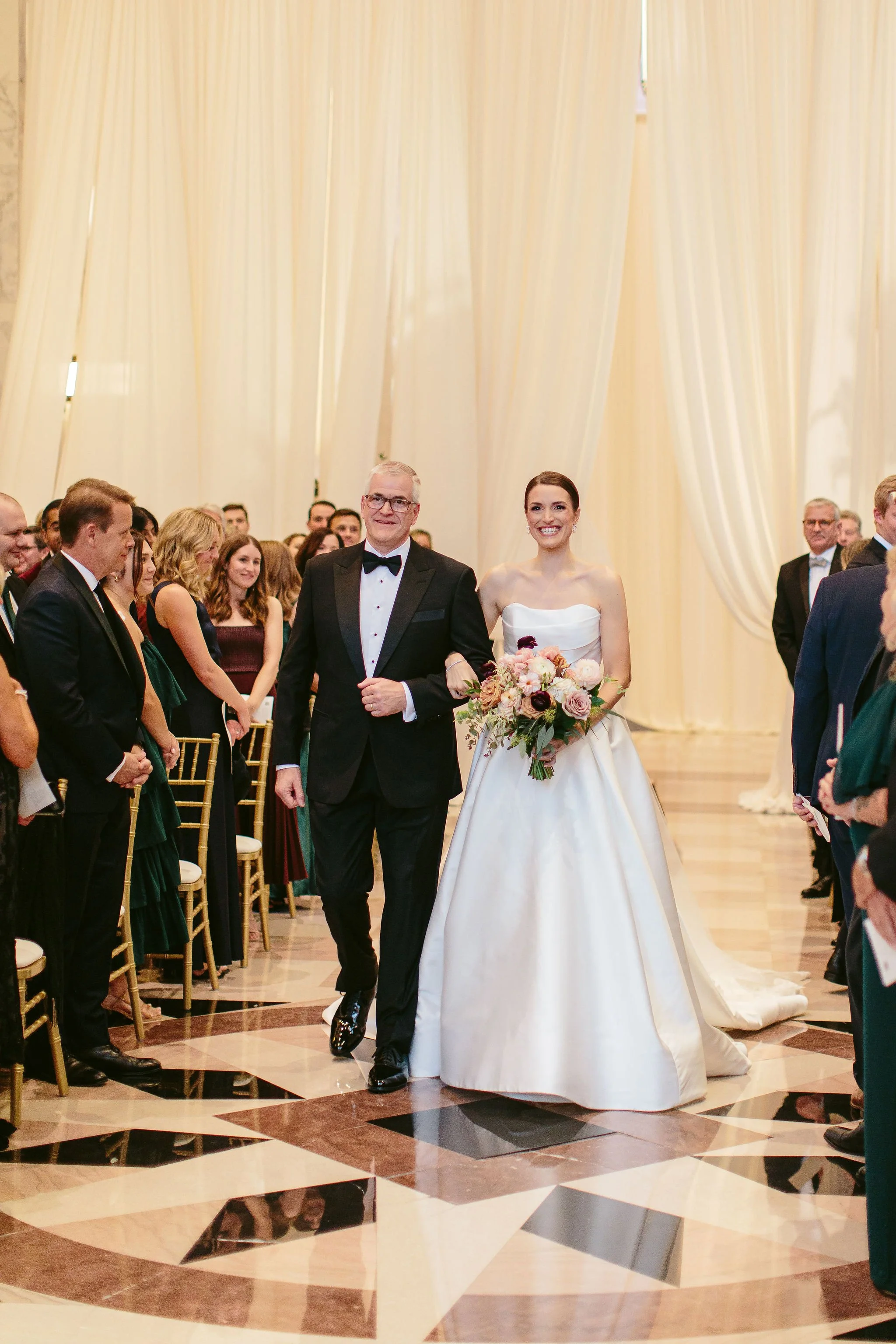 NicodemCreative-Maddie+AndrewWedding-TheOldPostOfficeChicago-645.jpg