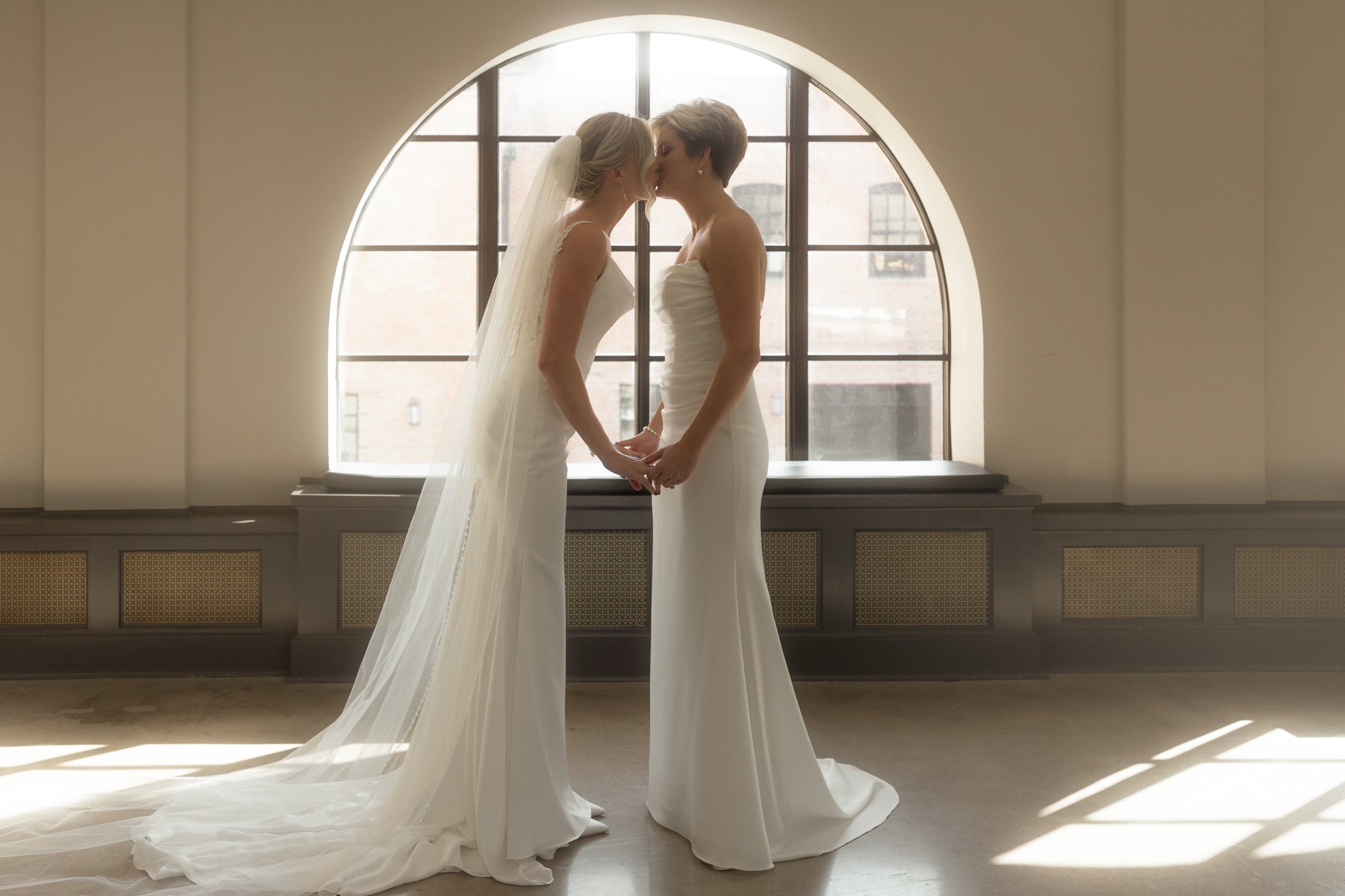 092725-Alice&Audra-Wedding-Final-EmmaPetersenPhotography-0613.jpg