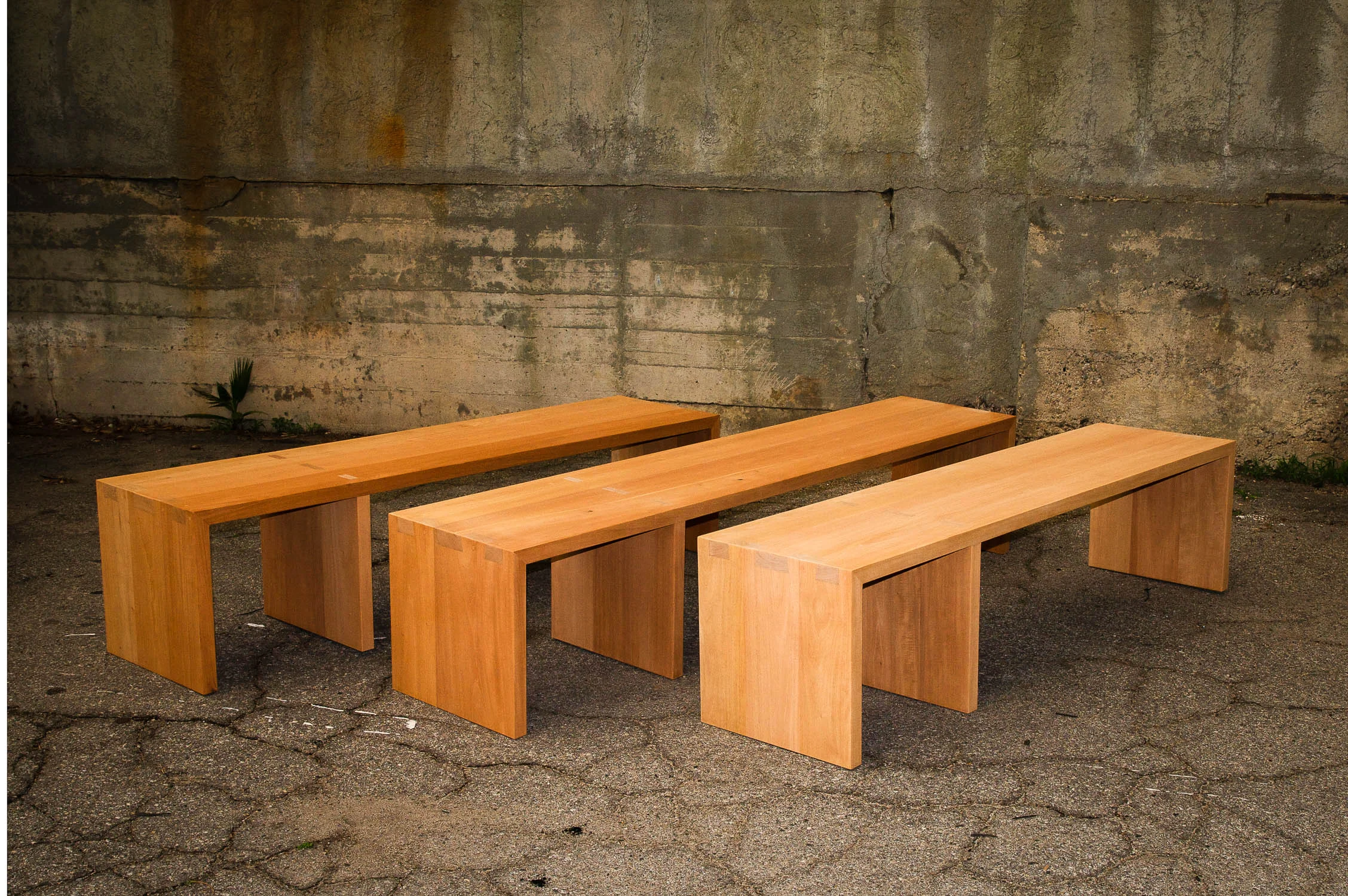 bench1.jpg