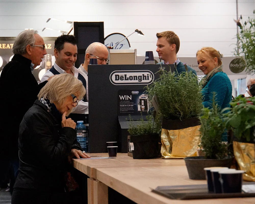 De'Longhi stand attendees