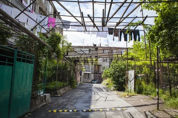 Hundreds of Syrian Armenian urban refugees have been provided affordable housing in Armenia in 2015 through a partnership program between UNHCR, Oxfam, SARF and the ARP. Photo Ghadah Alrawi on assignment for the ARP