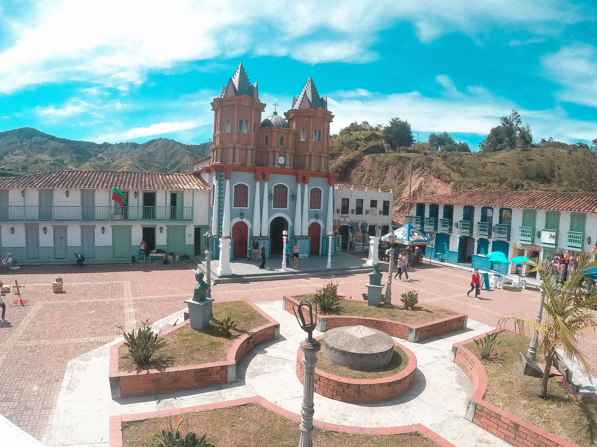 On the day after christmas we went to this beautiful place called "El penol de Guatape" in Antoquia about an hour away from the finca. Basically a giant monolithic stone in the middle of a beautiful dam. 