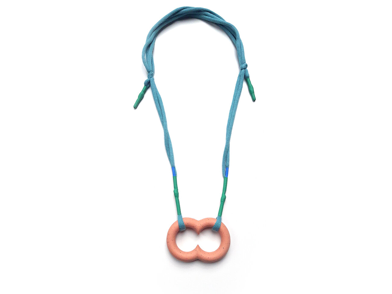 tochka & tochka Ltd_infinity necklace_2.jpg