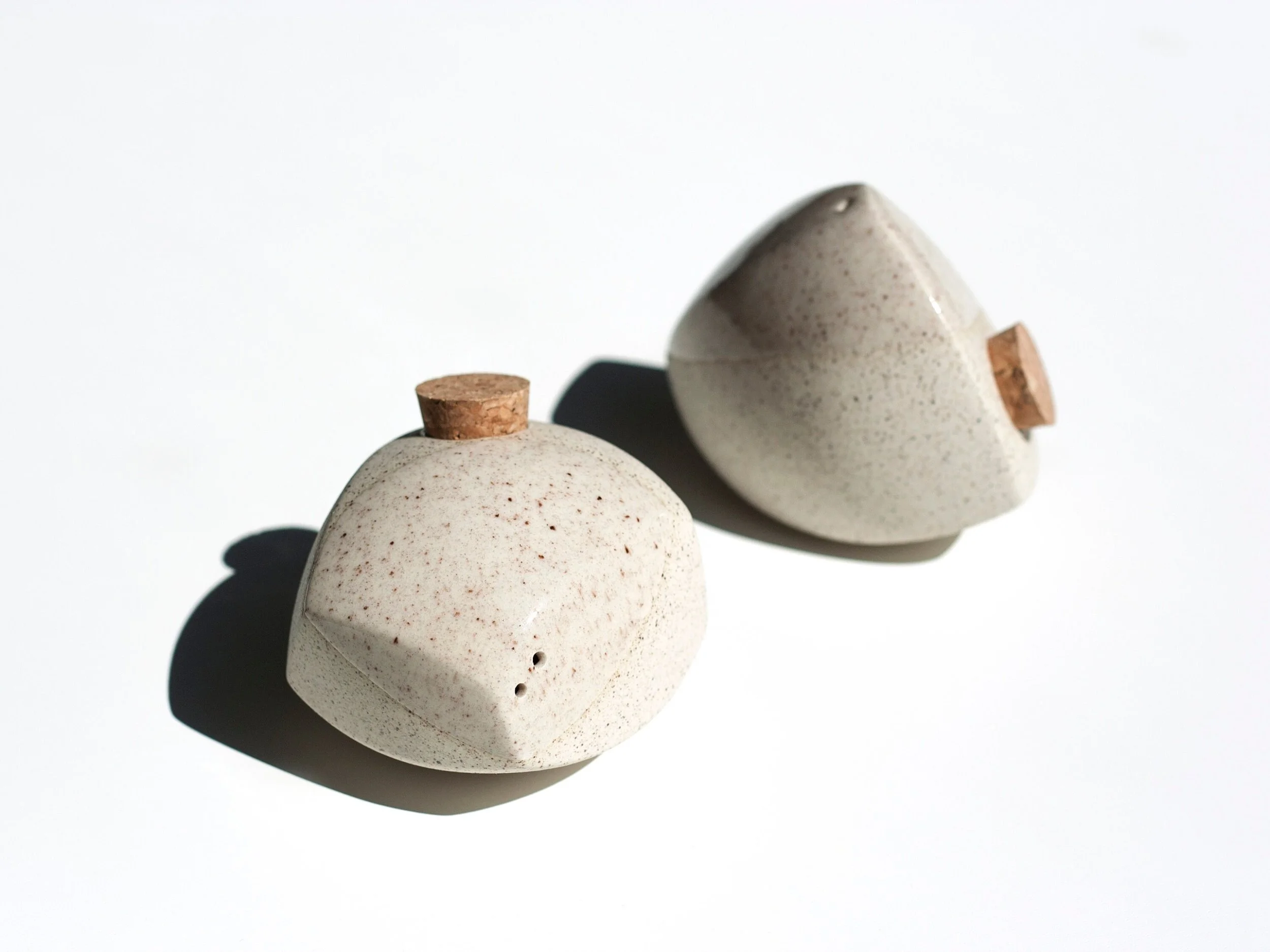 https://i.etsystatic.com/9803684/r/il/e64dd8/2708640162/il_fullxfull.2708640162_s4zj.jpg