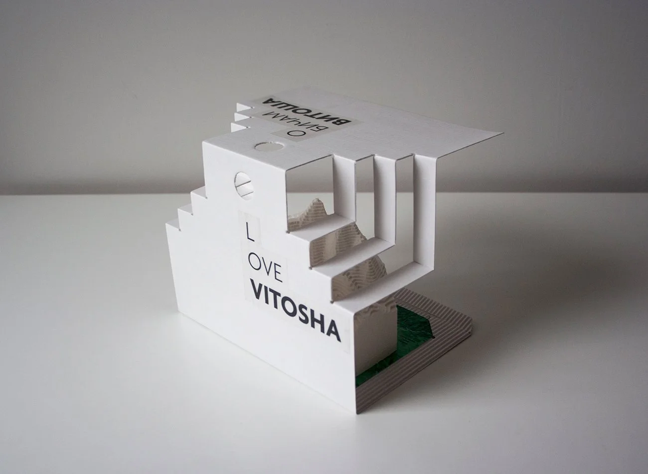 Vitosha-Vase box-and-prototype-tochka&tochka-2.jpg