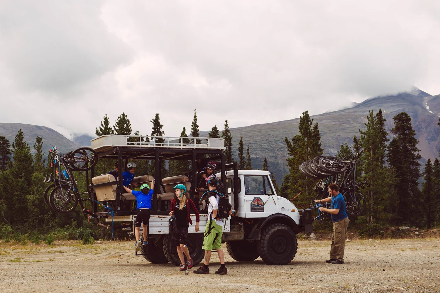 Isn't that Unimog the coolest shuttle vehicle ever?!