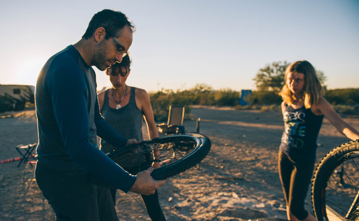 JF was teaching us how to change a flat tire... because it happens a lot in the desert!