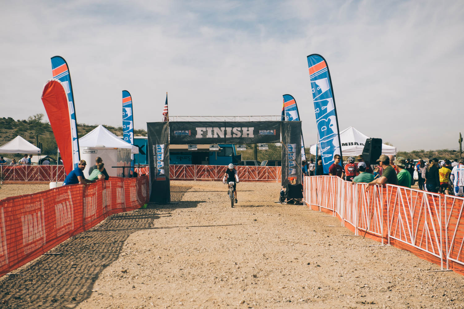 Diedra at the Finish! 8th position even if she lost 3 min putting her chain back on. You rock, girl!