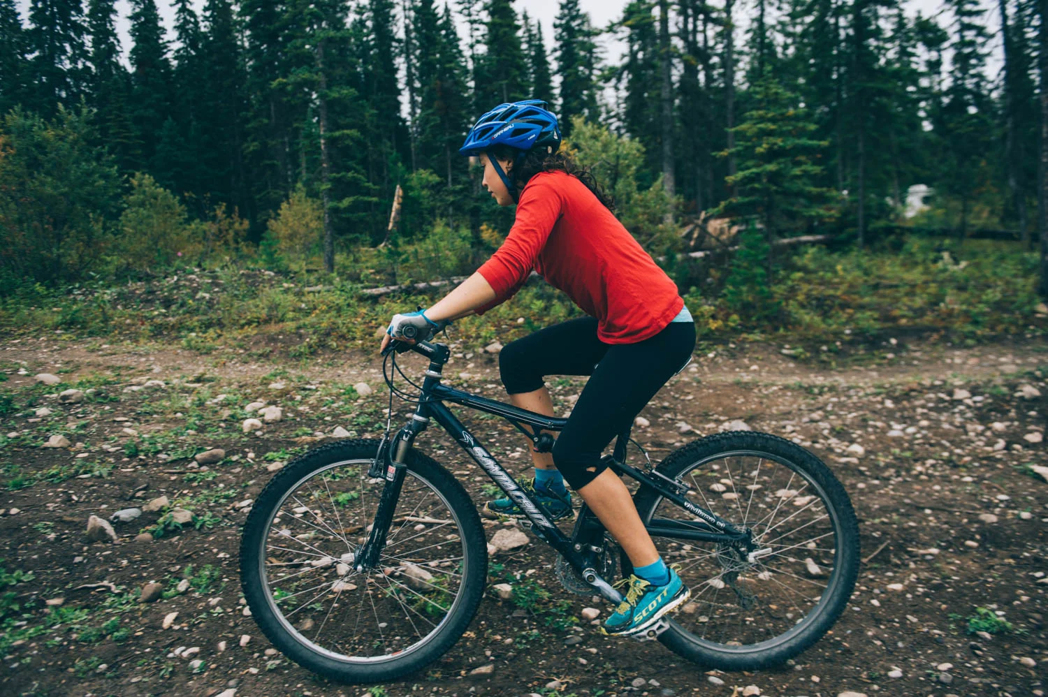 We stopped for 4 days in Burns Lake to ride at Boer Mountain. It rained the whole time, so that's pretty much the only biking picture I took... You might remember our epic adventures here last year! Day 1 is here , then Day 2 (the shit hits the fan), Day 3 , Day 4 and there are more posts on that beautiful place (just click Newer at the bottom of the posts)!