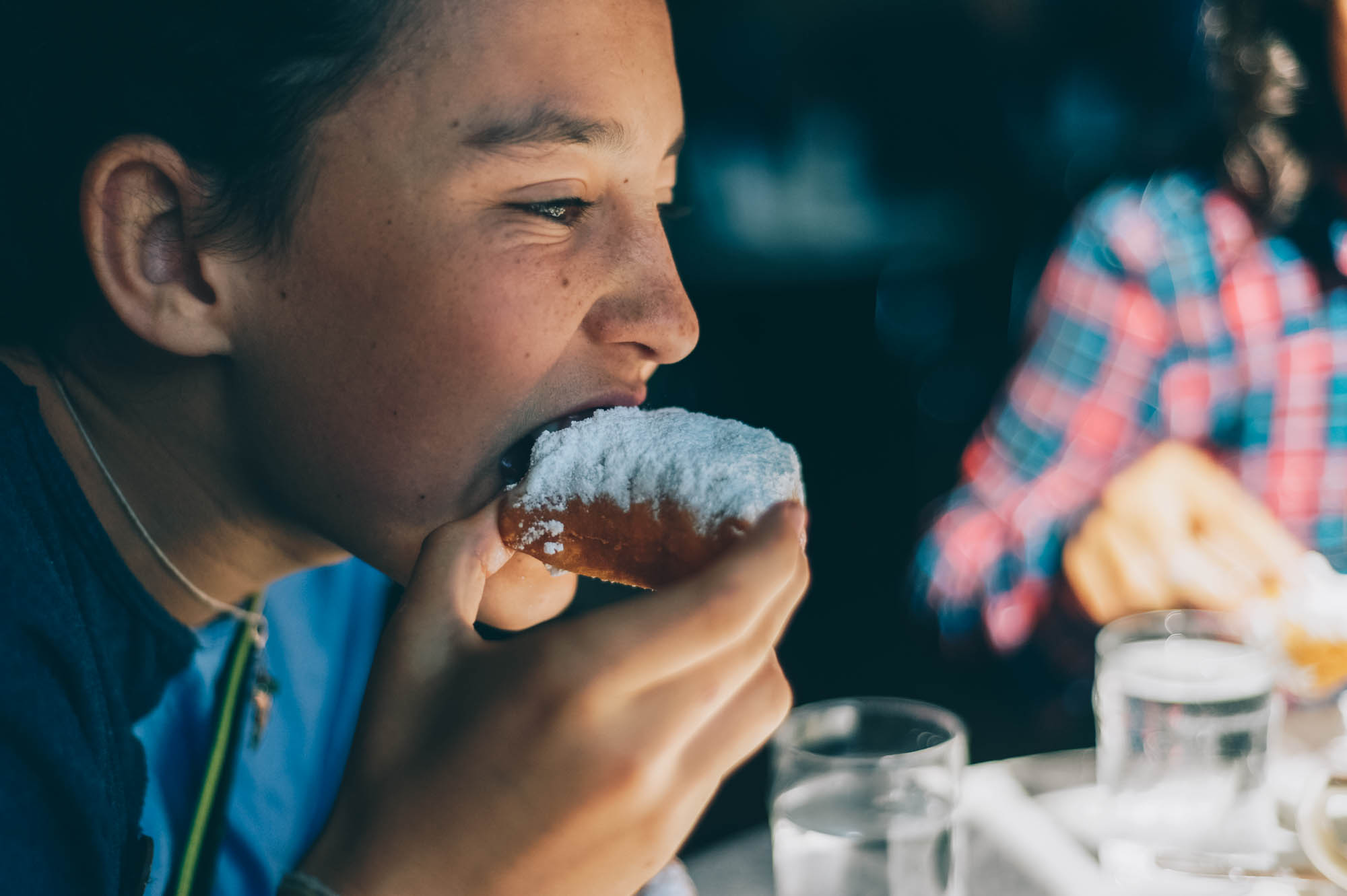 Eating beignets at Café du Monde. Maybe going there at 10:30 am on a Sunday morning was not our best decision... Oh well! They were worth it!