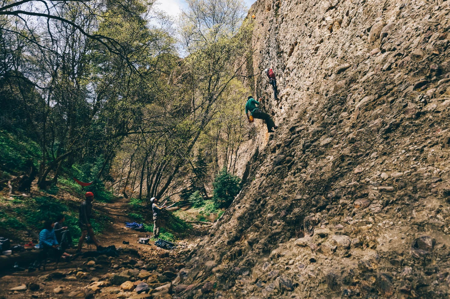 Climbing with friends is the best!