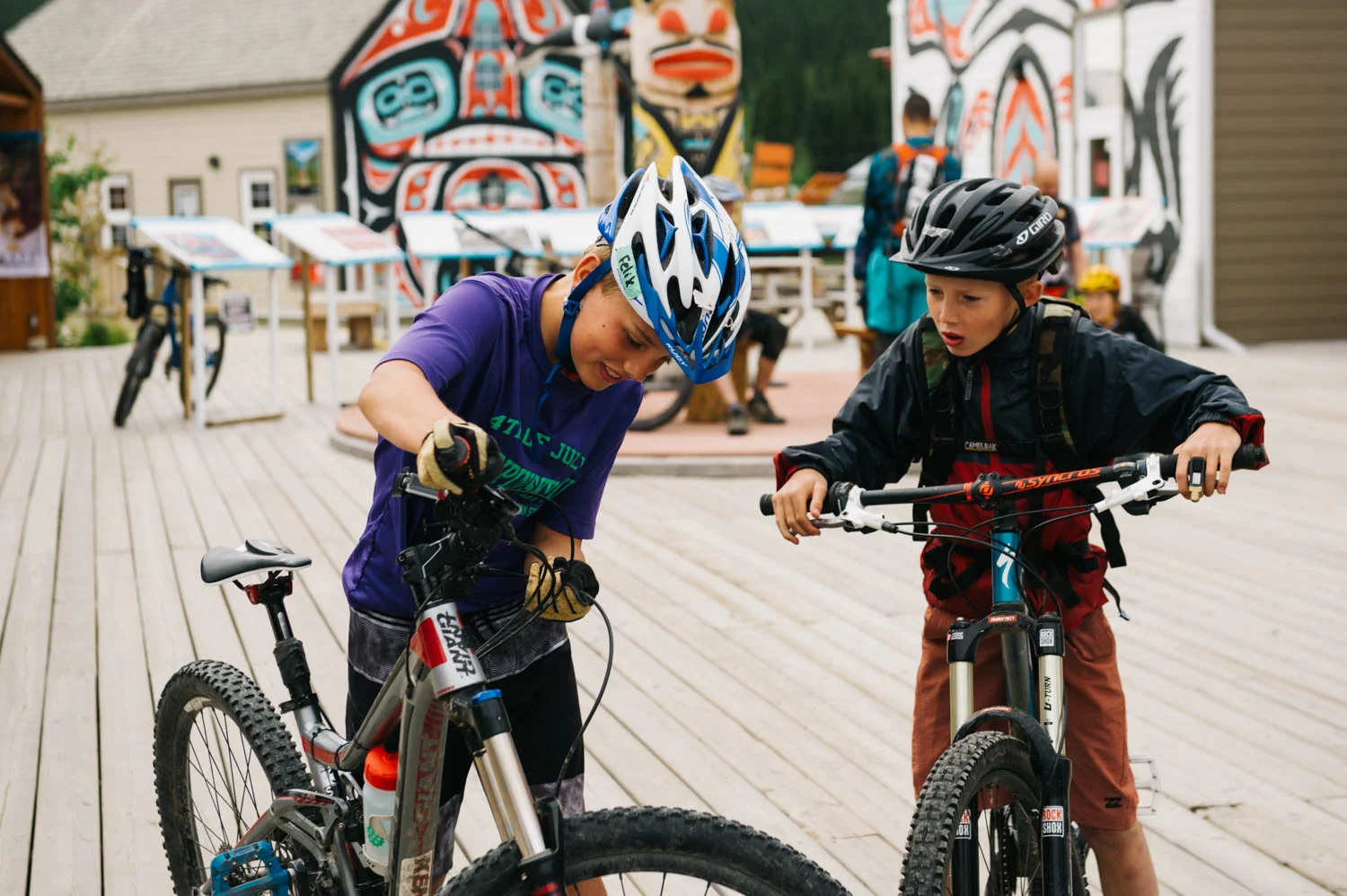 Felix and Louis, getting ready for the Enduro Race.