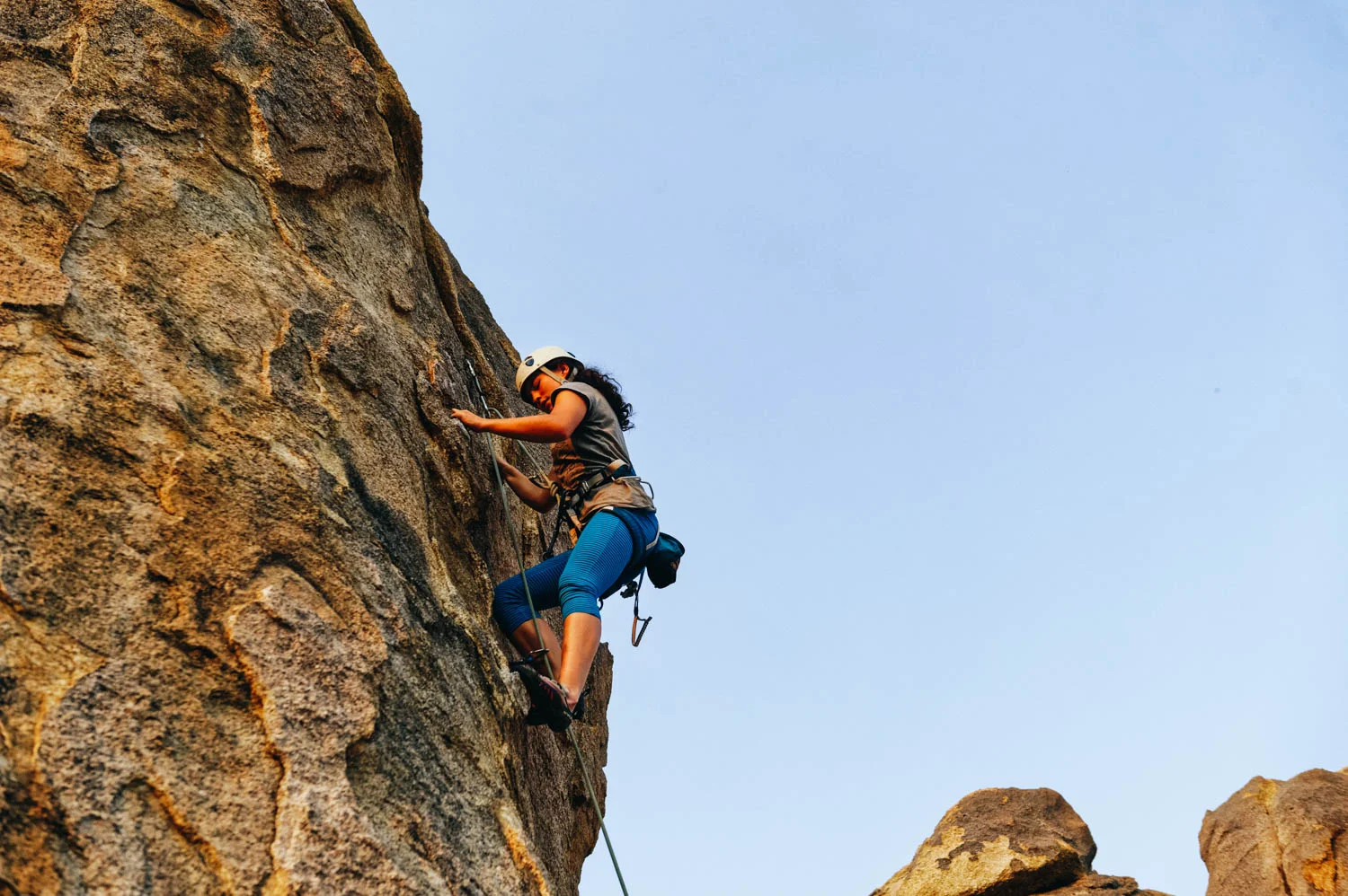 And we were very close to another climbing sector called the Candy Store, with fun short routes, perfect for a few climbs before sunset after a day of work/school.
