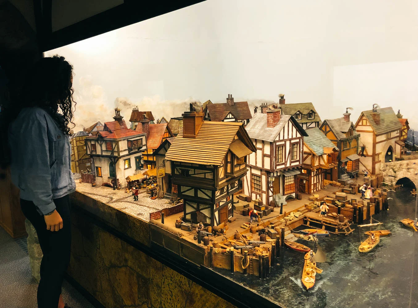 Miniature World.