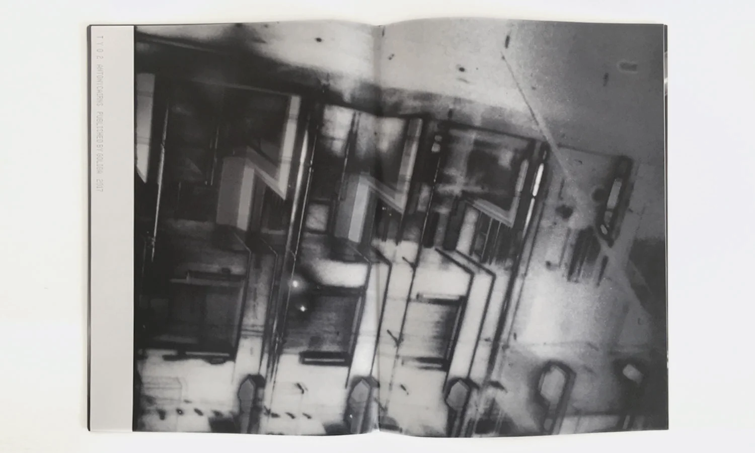 antonycairns_paper_010.jpg
