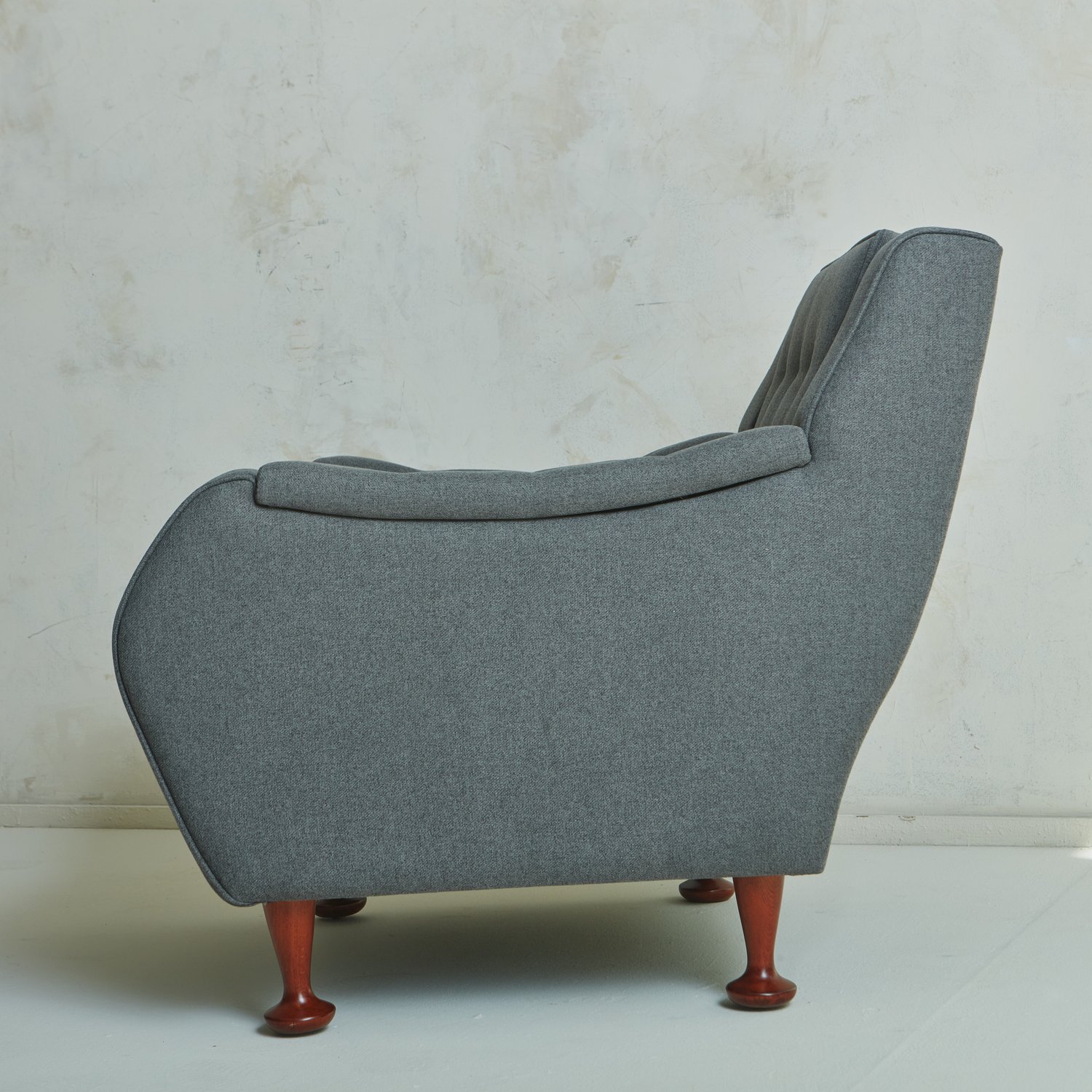 — Italian Loft of 1970s the Pair of Loop Chairs in Wool South In Mangiarotti, Gray Angelo Style Lounge