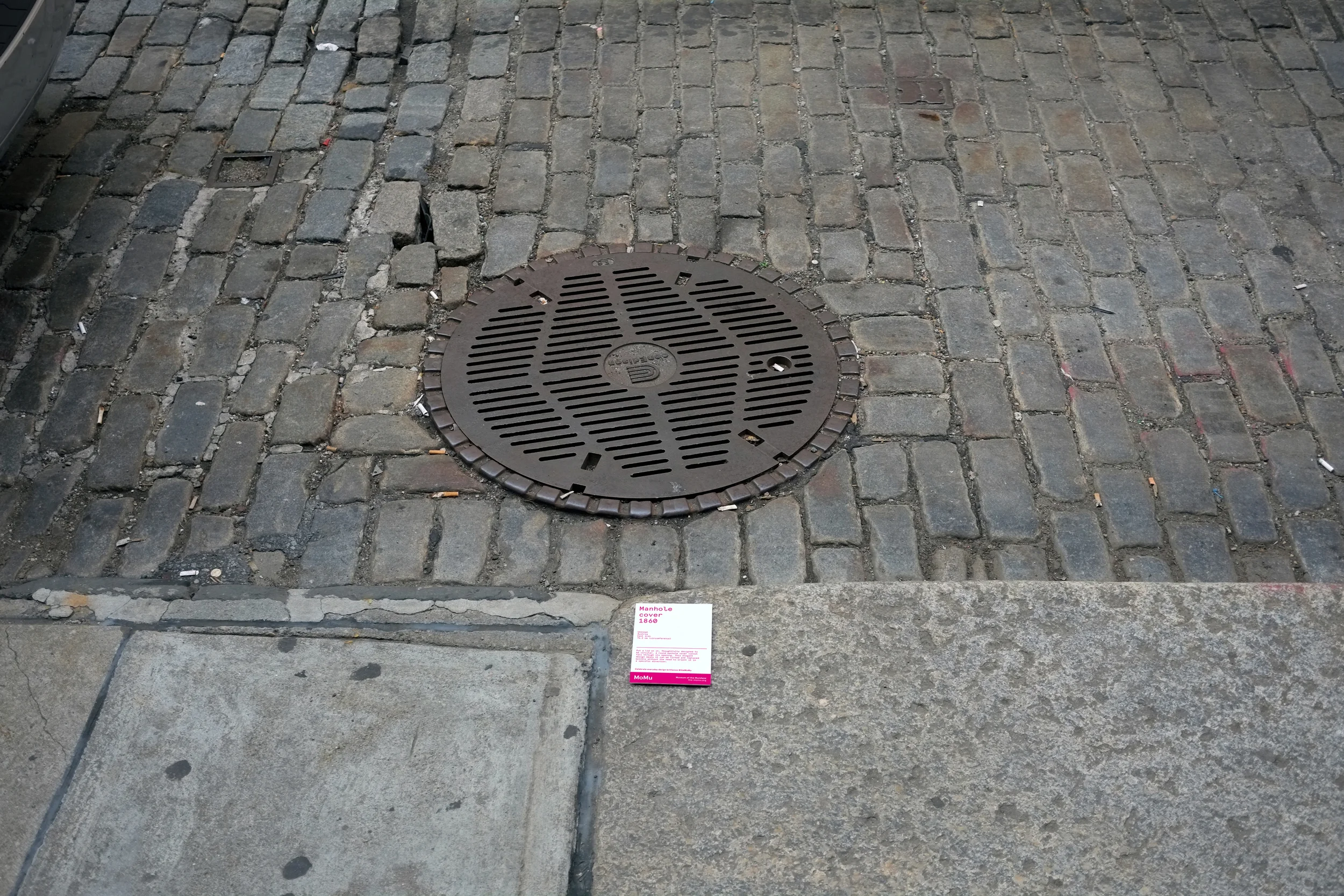 manhole_1.JPG