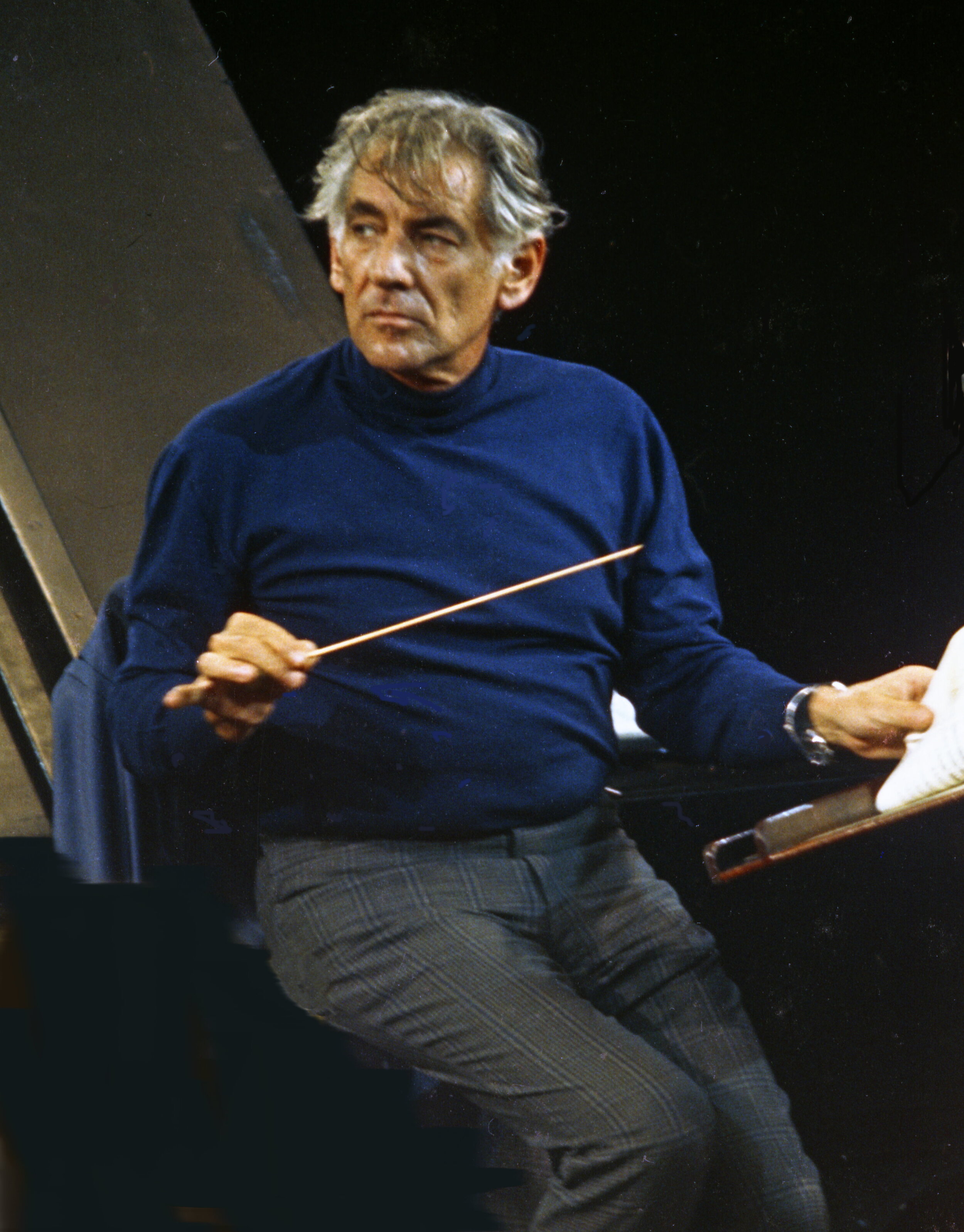 A_Wiki_PublicDomain_Leonard_Bernstein_Allan_Warren copy.jpg