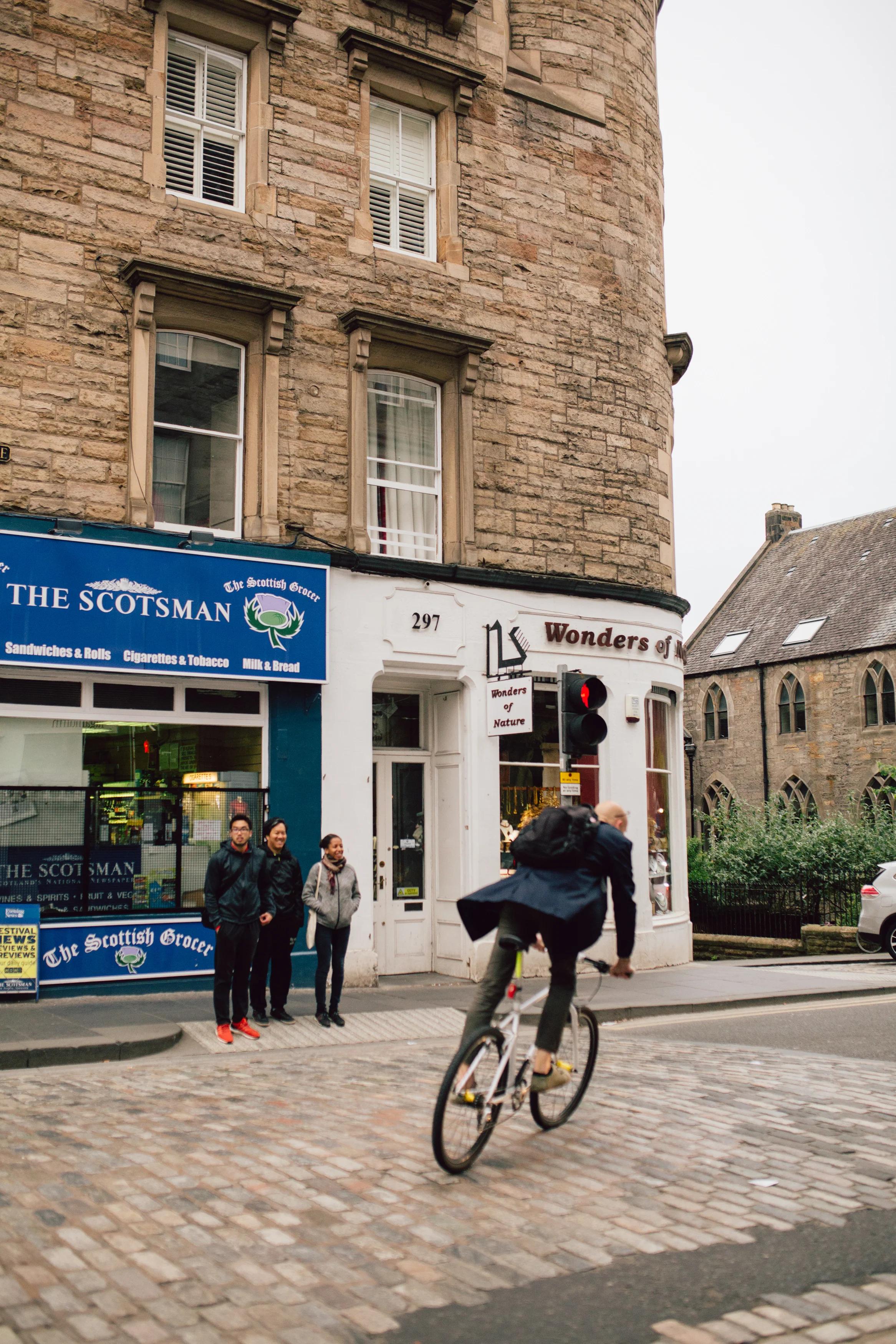 Hurrying in Edinburgh