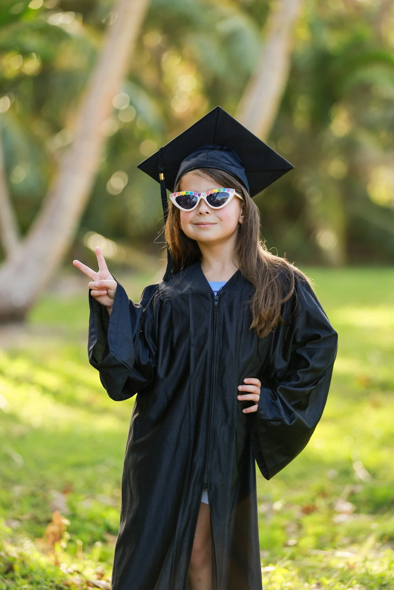 Peace out, grad minis! ✌️🎓

Thank you for trusting us with this sweet season. It is always so fun to see your kiddos&rsquo; personalities shine and hear the parents &ldquo;awws&rdquo; in the background. 

I don&rsquo;t anticipate opening any more gr