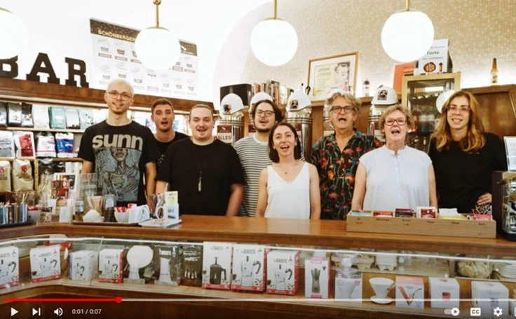 Alles für guten Kaffee_Schönbergers Kaffeegreissler Team.jpg