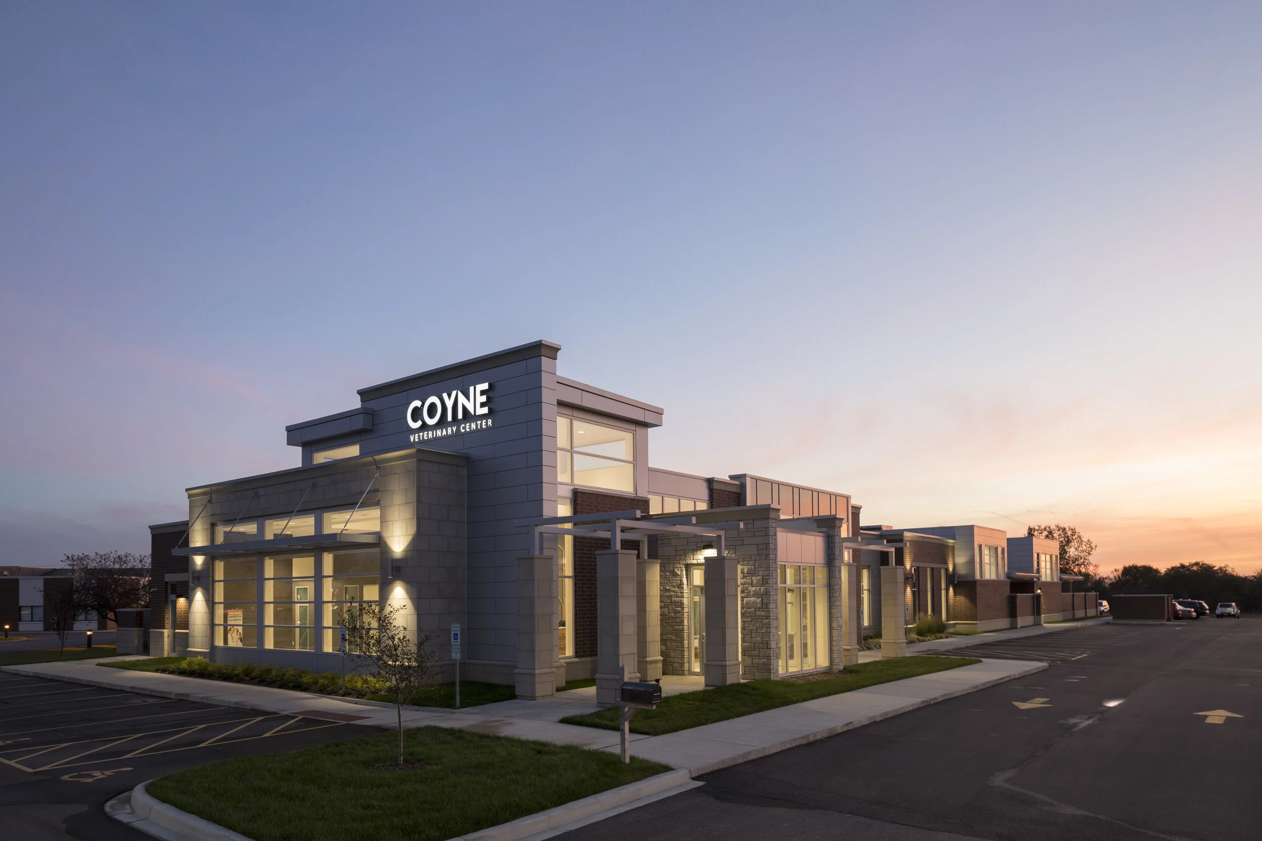 COYNE VETERINARY CLINIC Crown Point, IN