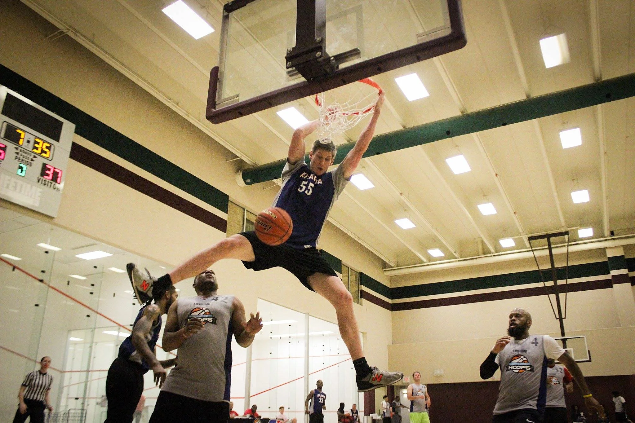 dunking in Atlanta