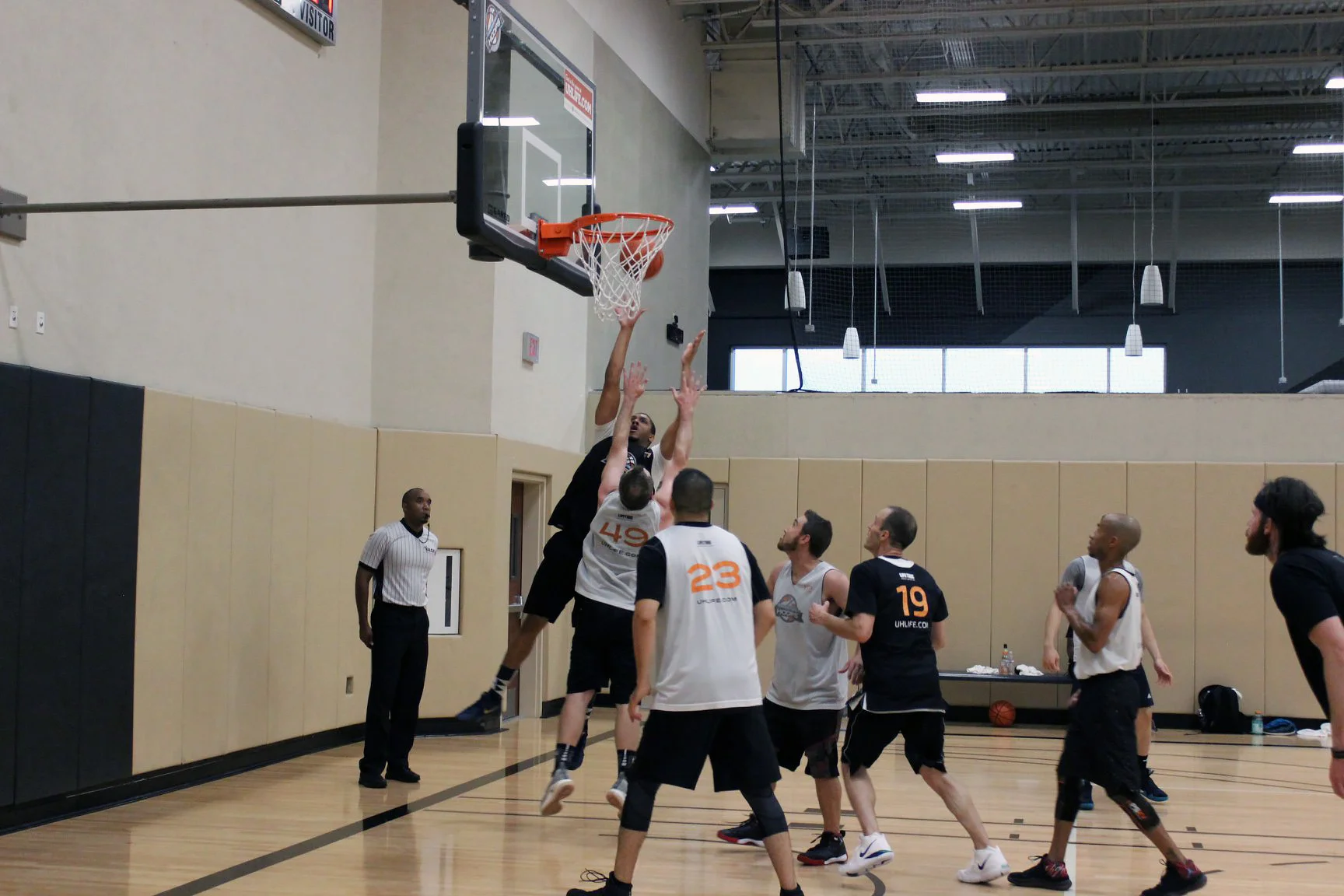 summerlin_ultimate_hoops_basketball.jpg