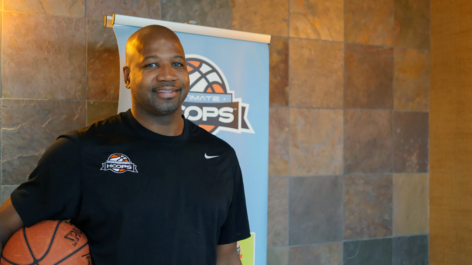 Lorenzo Orr was Ultimate Hoops’ first trainer at Life Time. His program in Lakeville, MN started in 2010 and is the longest running program in the company.