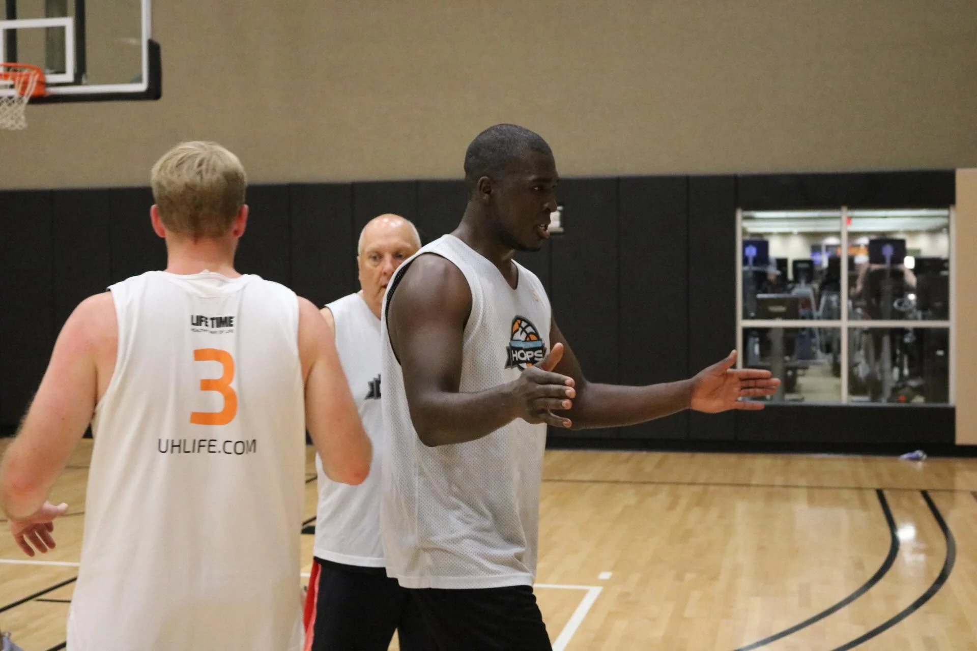 A Battle of the Undefeated