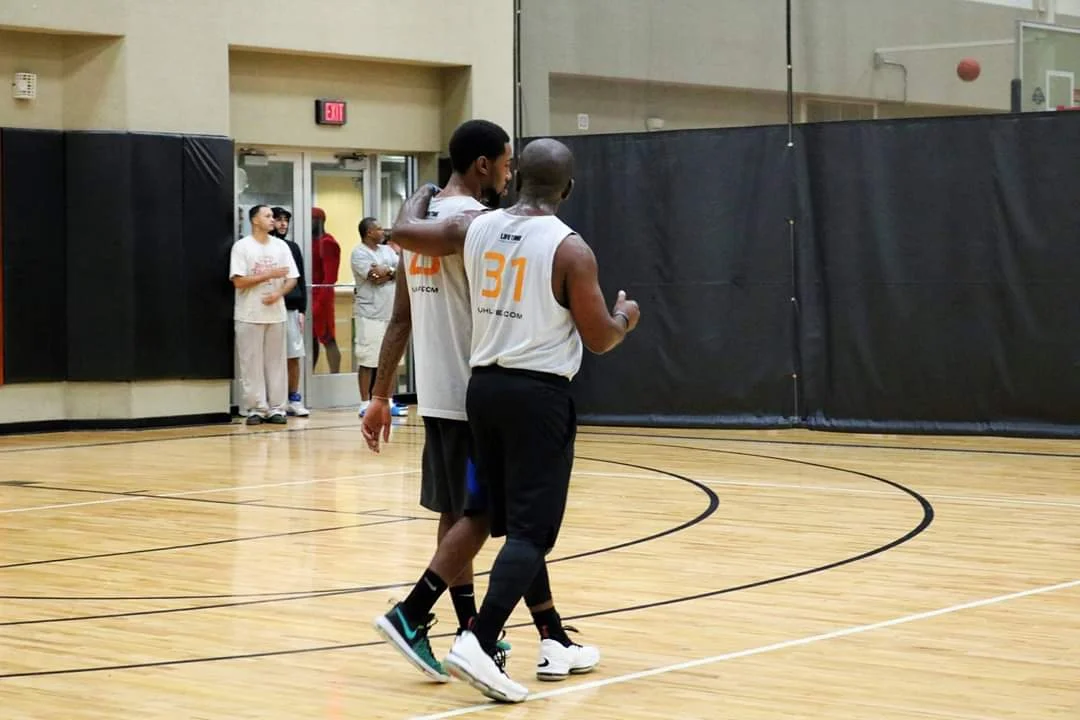 Carlos English Helps Vault Dat Ain't Fair into First Place