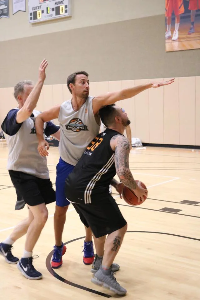 Contenders and Pretenders