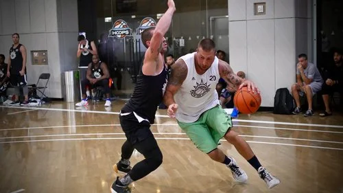 Hendershot (white jersey)