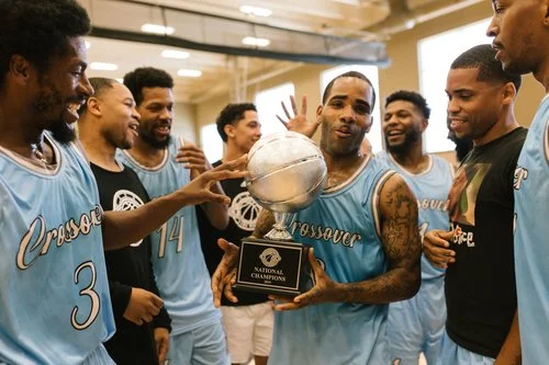 Kelly holding the Las Vegas trophy