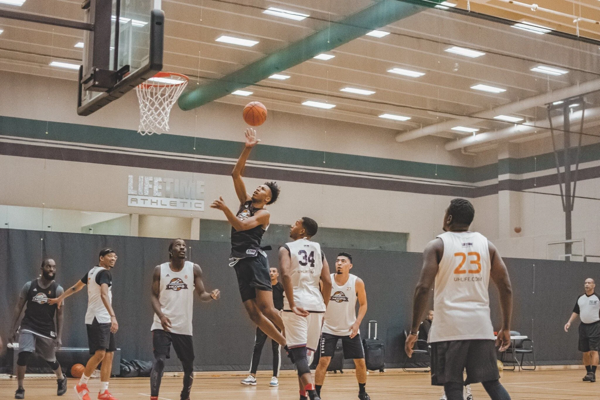 Shannon Haney shooting a floater