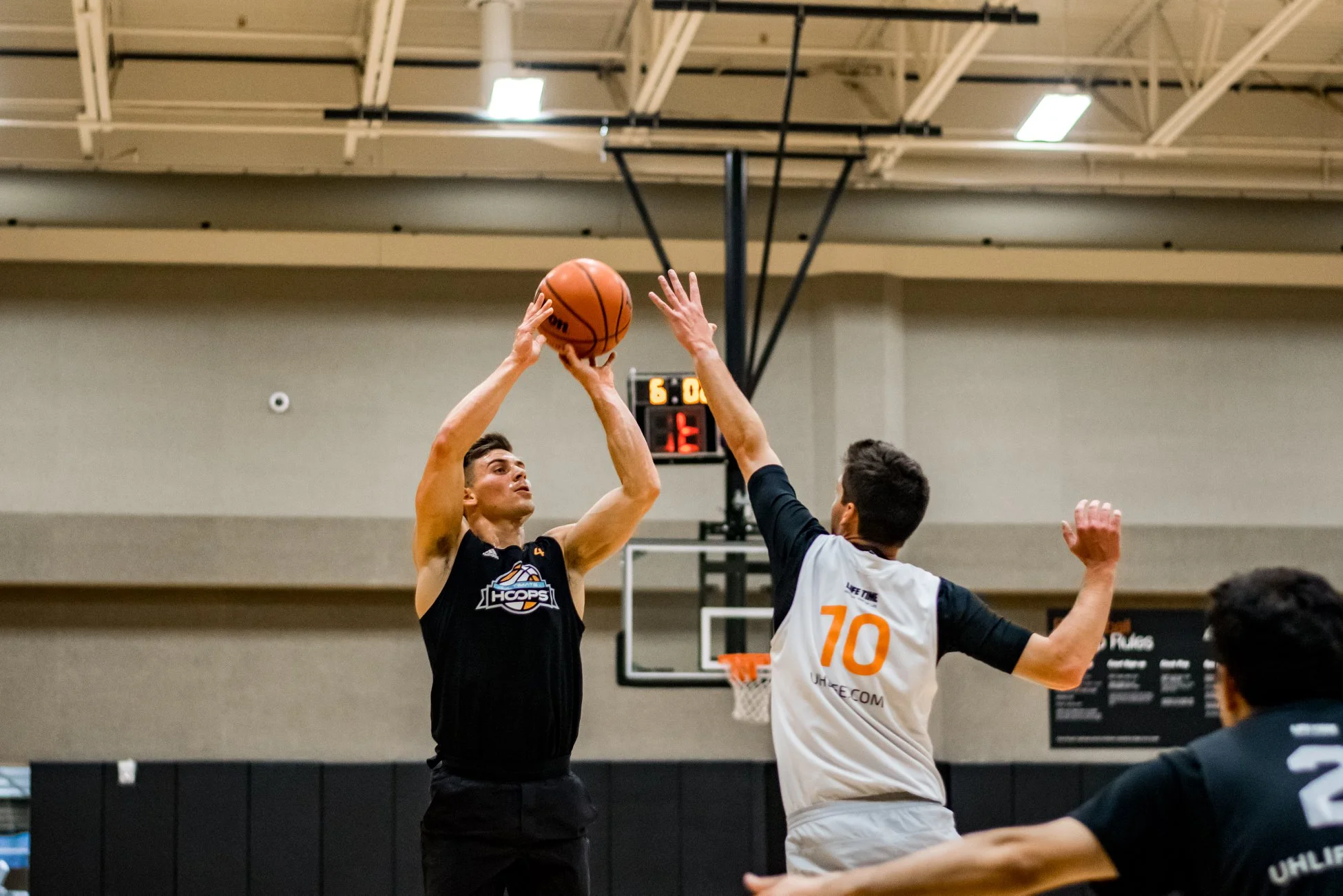 Nine tips on how to improve your jump shot