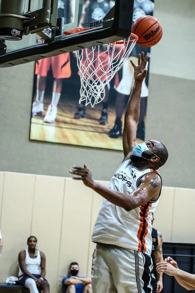 10 Questions with Houston's Ken Fisher